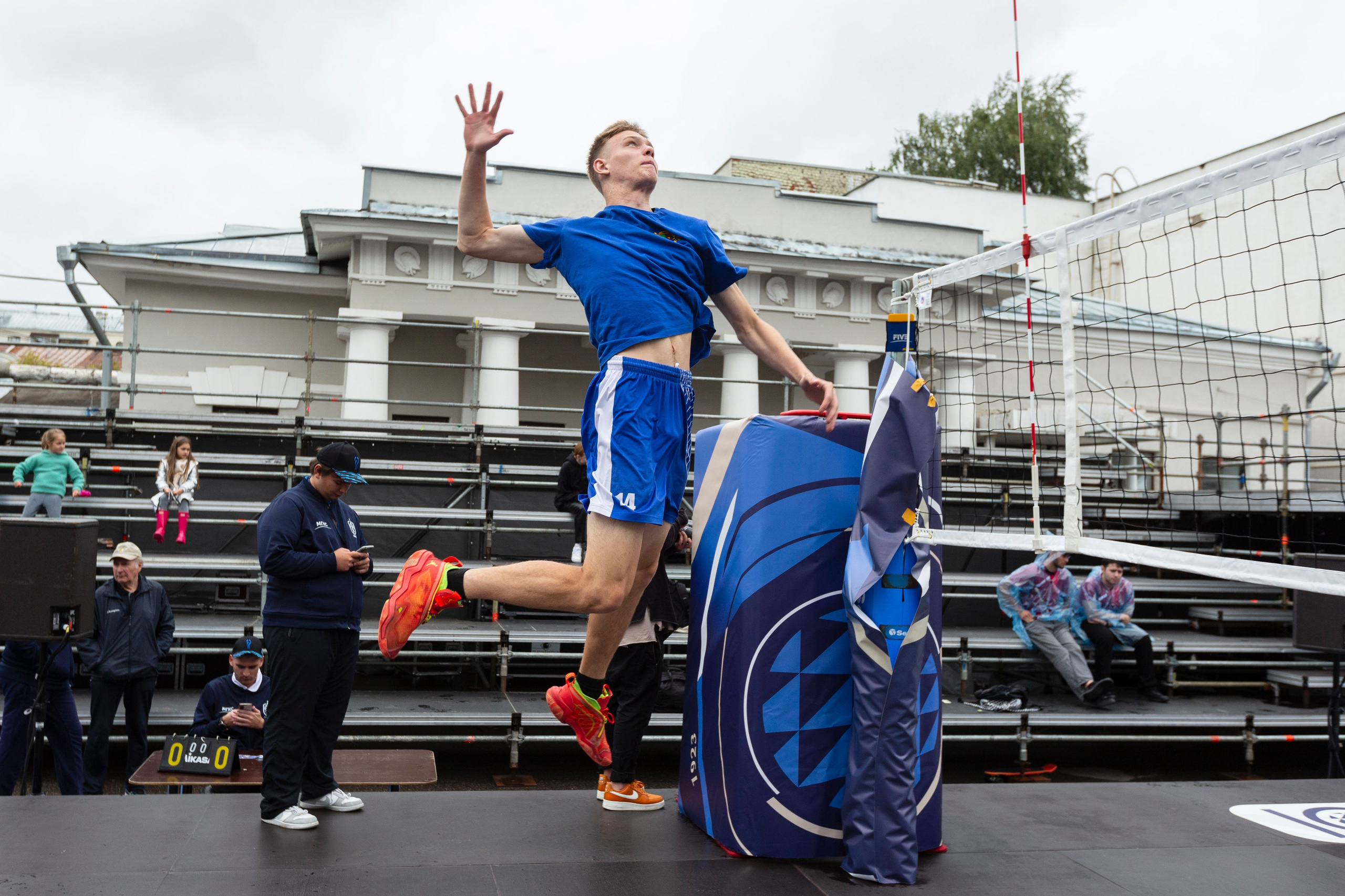 100 ЛЕТ ОТЕЧЕСТВЕННОМУ ВОЛЕЙБОЛУ. Фотограф Георгий Нигматулин