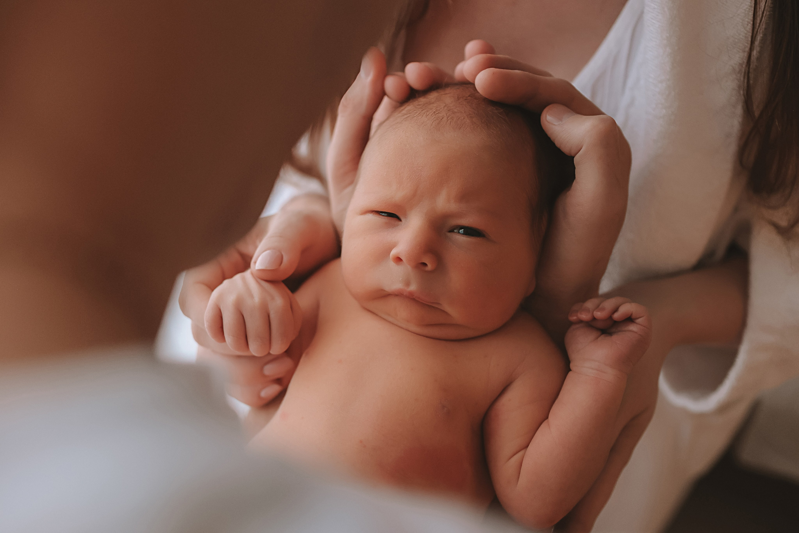 Выписка Мид. Семейный фотограф Тюмень, фотограф на роды Салмина Мария