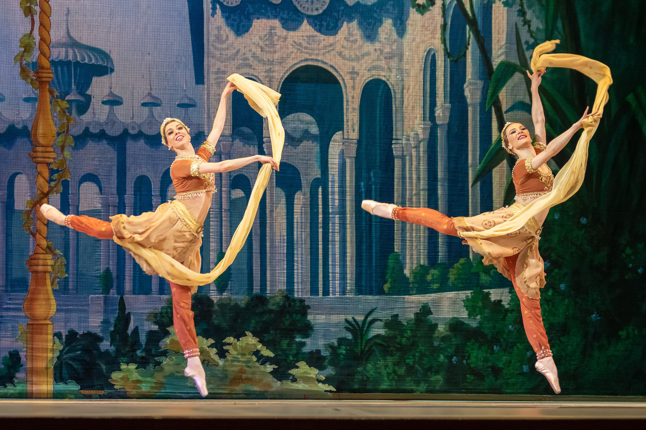 Театр. Балетный фотограф в Москве Галина Молчанова