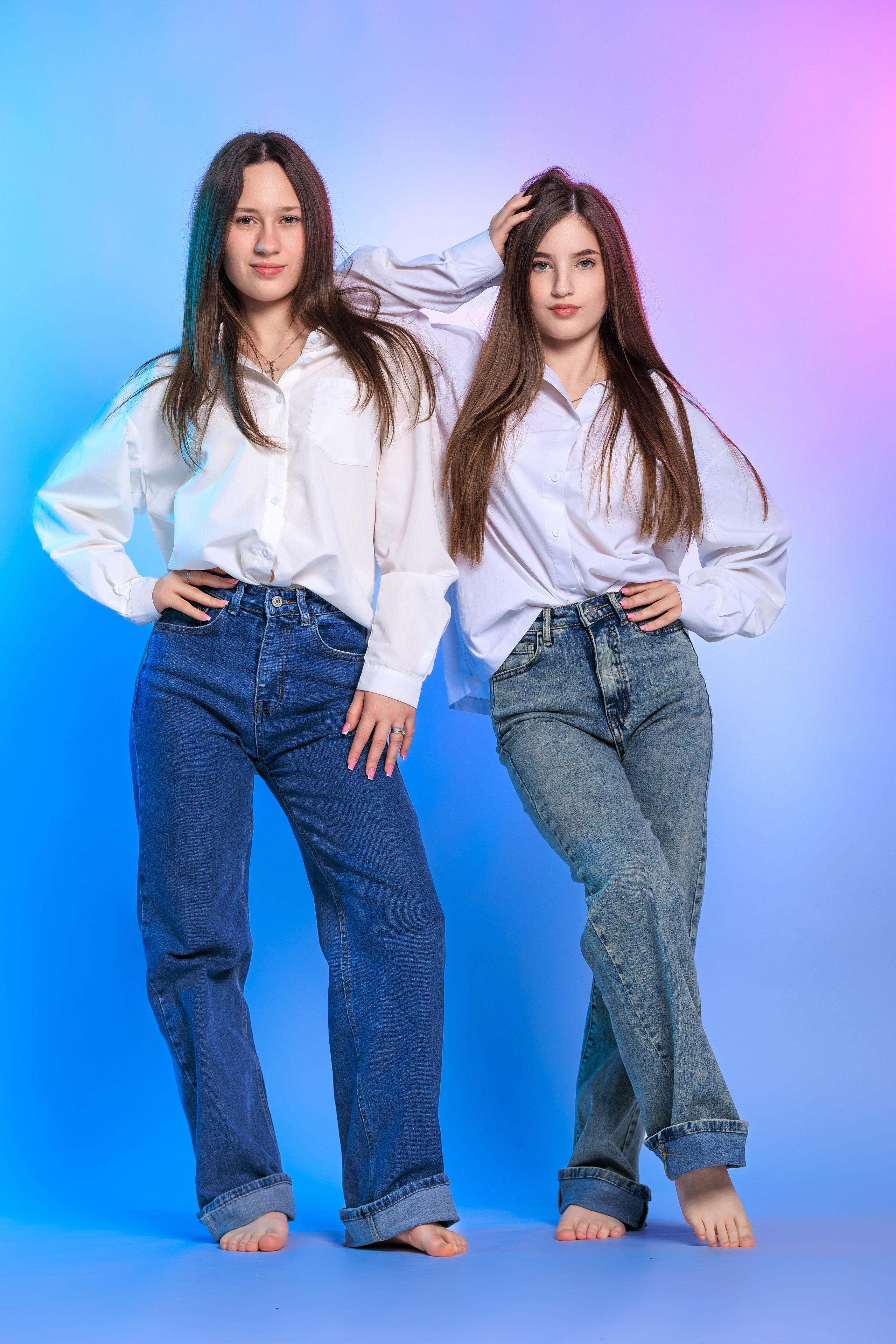 Смотреть фотки в фотостудии. Выпускные альбомы Геленджик, Новороссийск, Краснодар, Туапсе