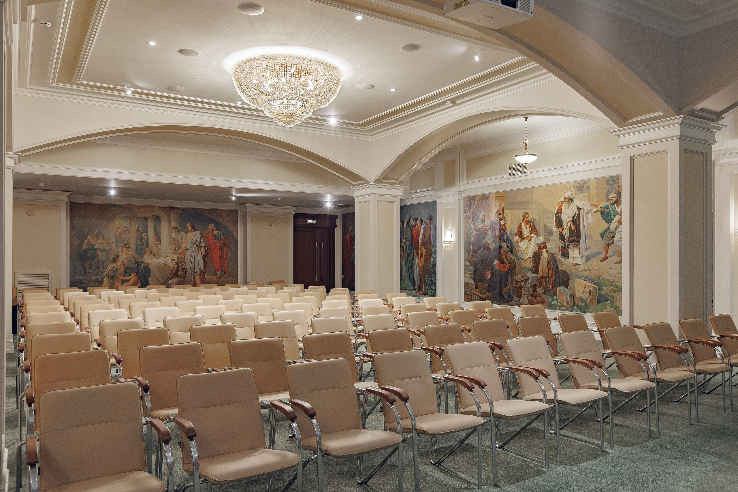 Интерьер Кафедральный собор Рождества Христова