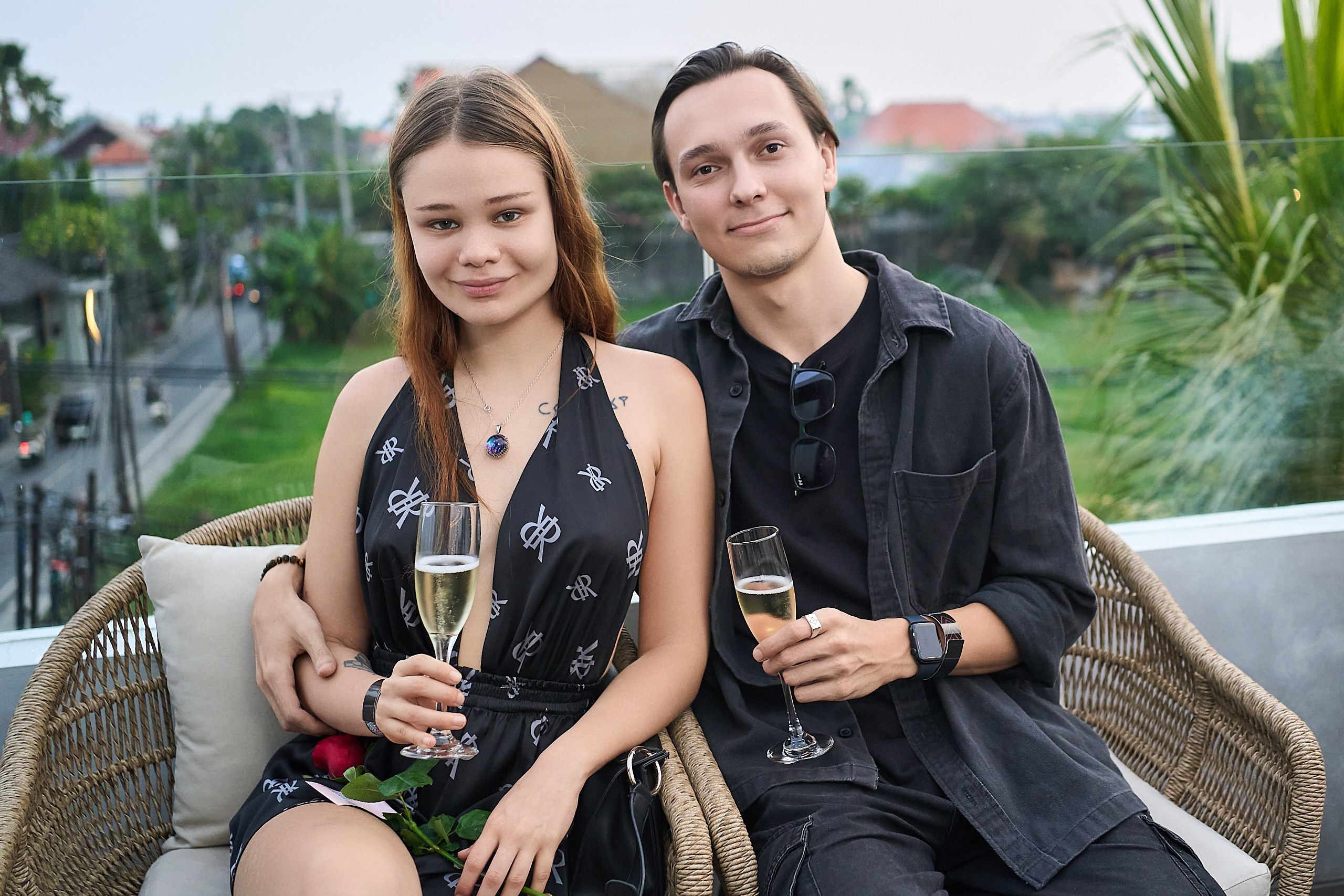 Black silk. Главная