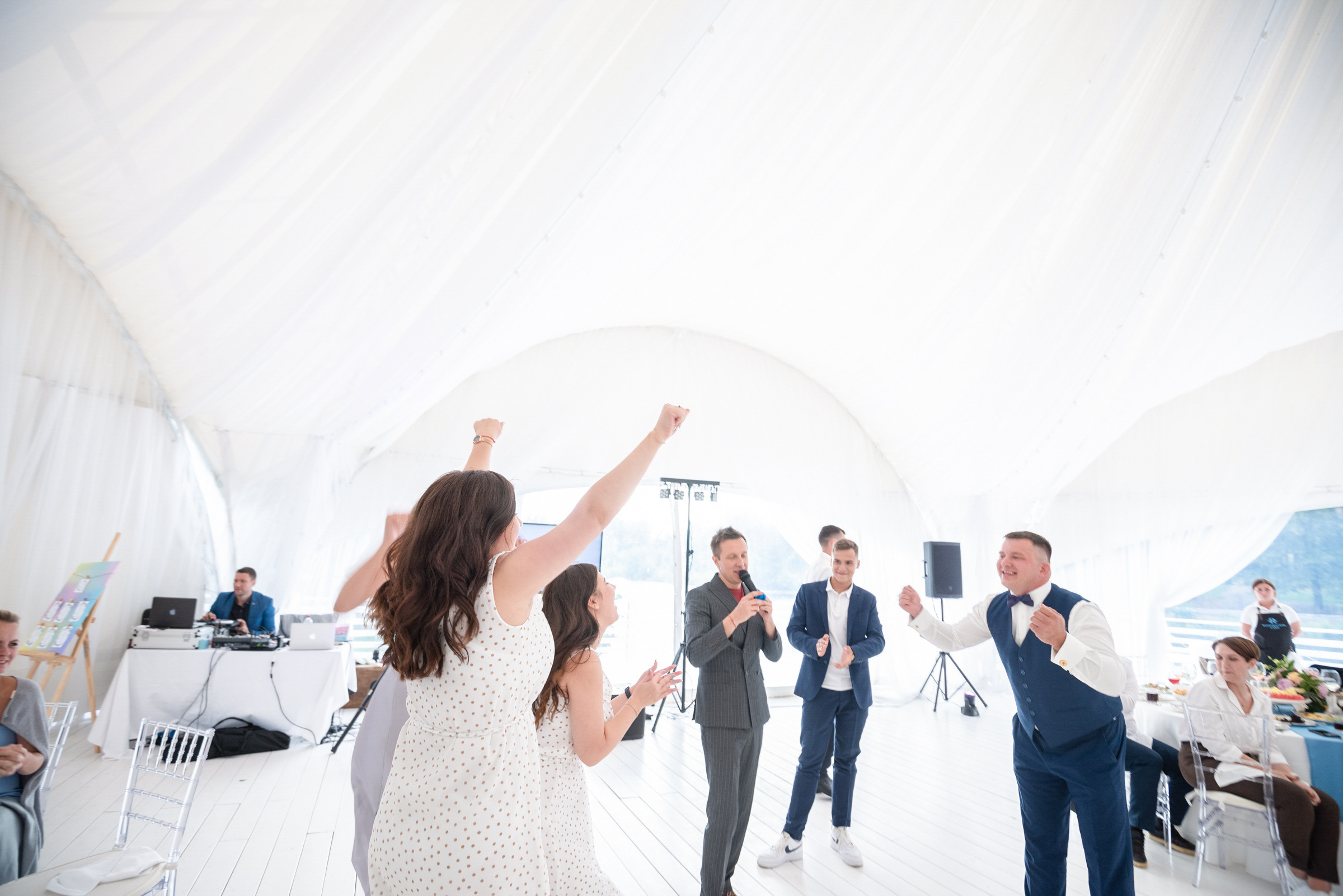 Надя и Рома. Ведущий на свадьбу в Москве Зубков Алексей