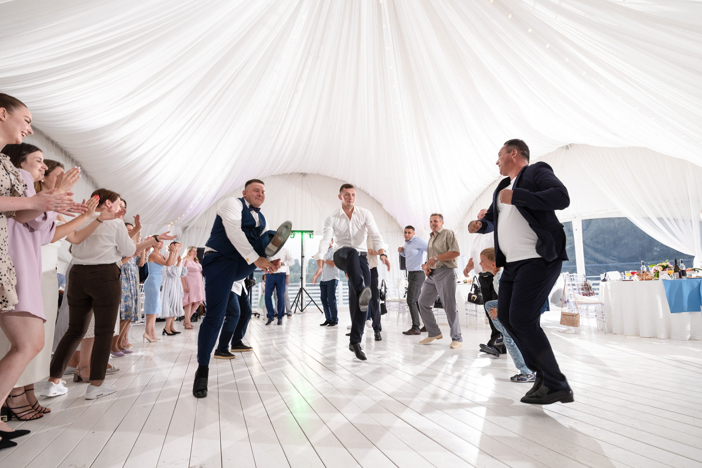 Надя и Рома. Ведущий на свадьбу в Москве Зубков Алексей