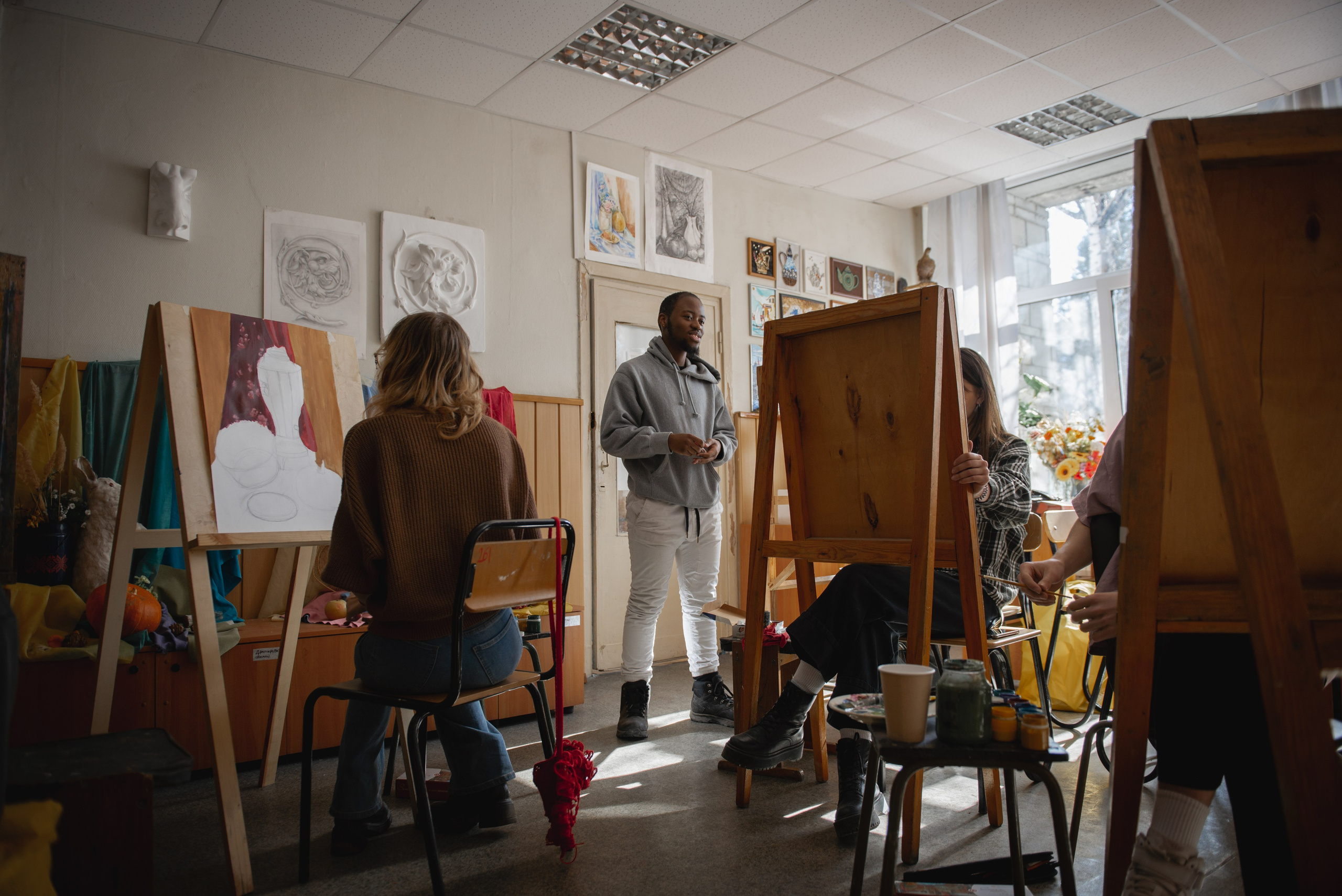 В мастерской. Фотограф Алёна Липатова. Репортаж. Портрет. Москва