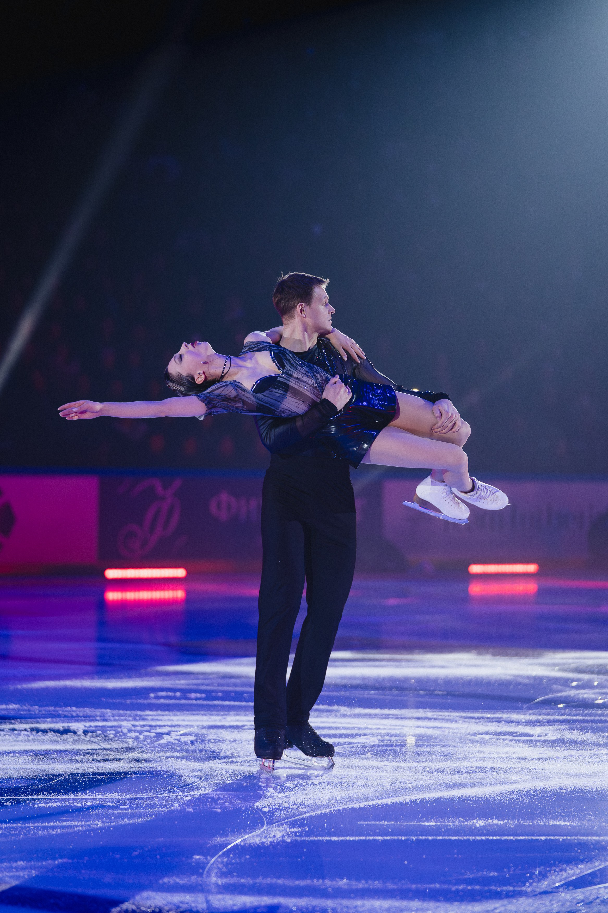 Шоу Этери Тутберидзе в Новосибирске. Воробьева Ксения — Спортивный и танцевальный фотограф Новосибирск