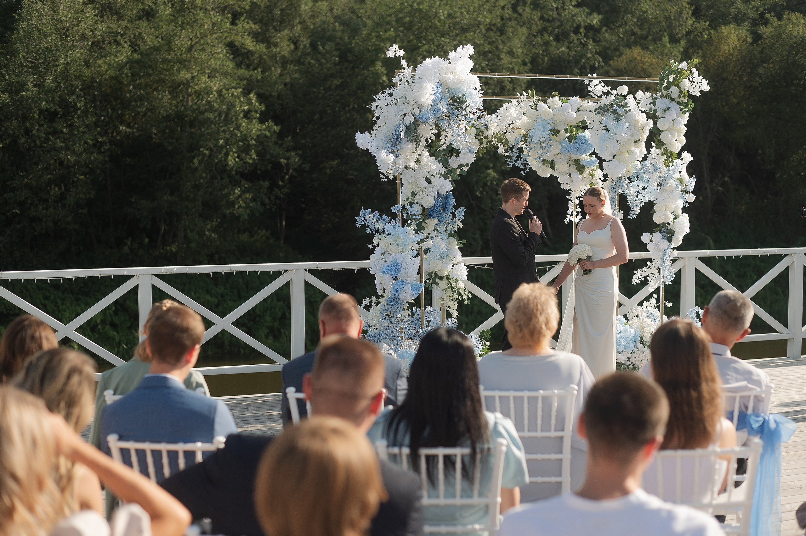 Свадебная рэп бабушка. Свадебный фотограф в Ярославле Денис Медоваров