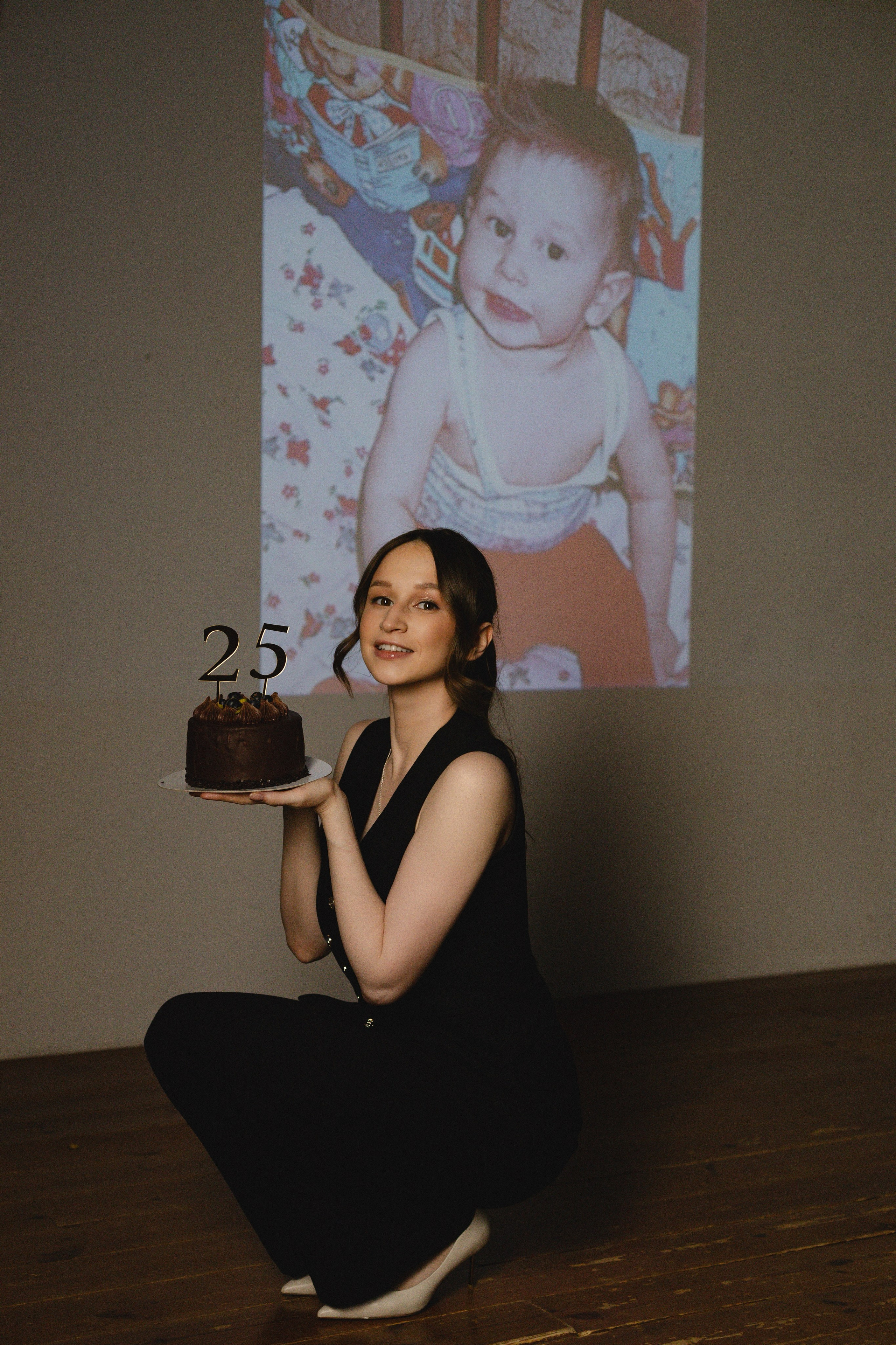 Ксения | съемка с проектором. Кузьмина Анастасия — контент-фотограф | Москва