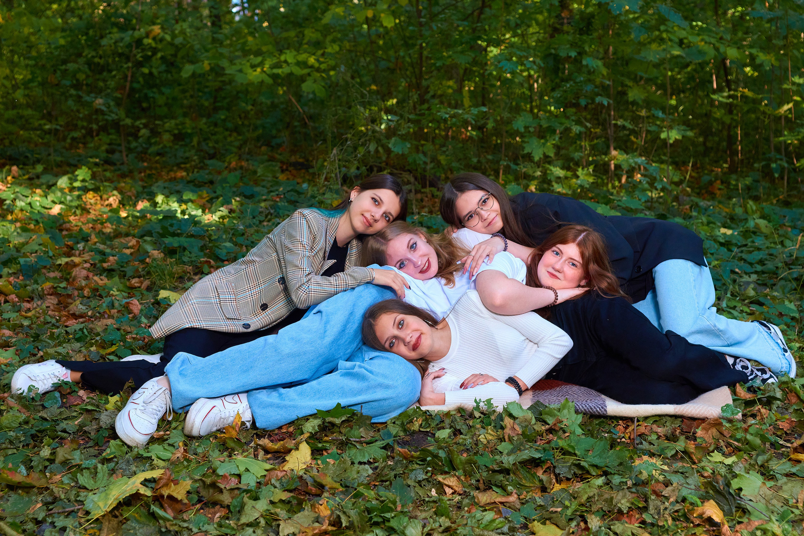 Осень в лесу. 9 класс. 2023. Childrenfoto.ru