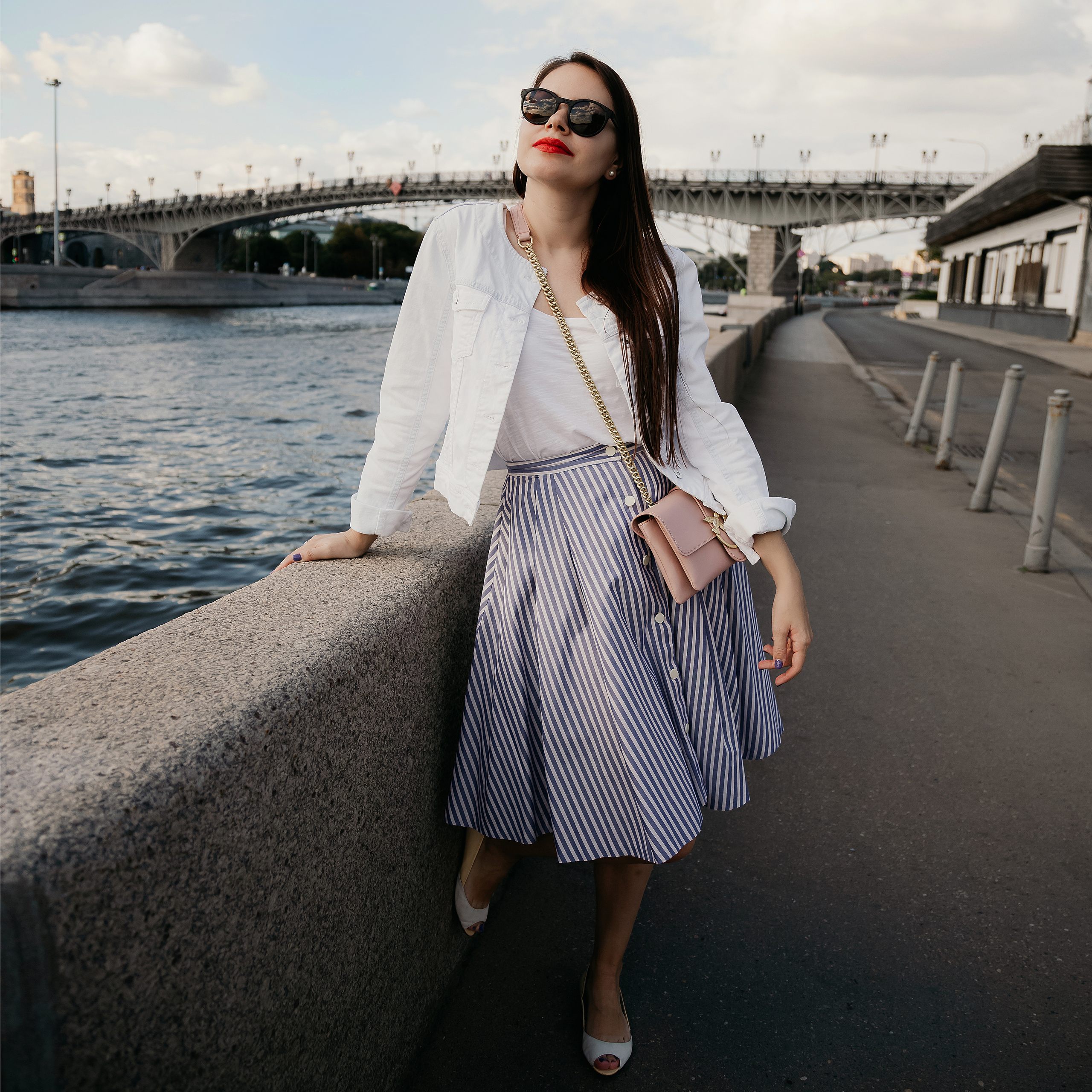 Вероника — таргетолог. Фотограф Карпачан Анастасия