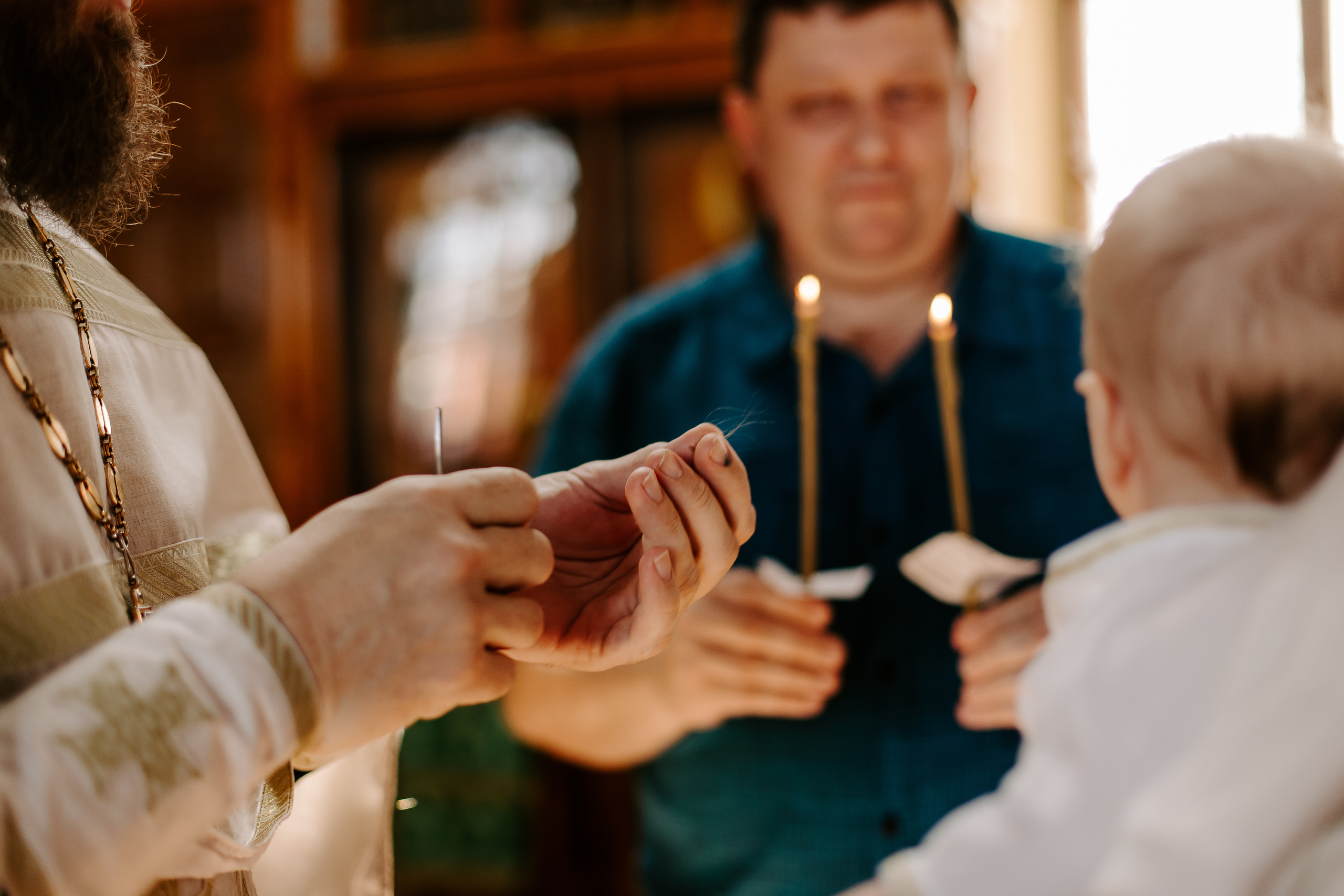 Таинство крещения в Никольской церкви. Фотограф Карпачан Анастасия