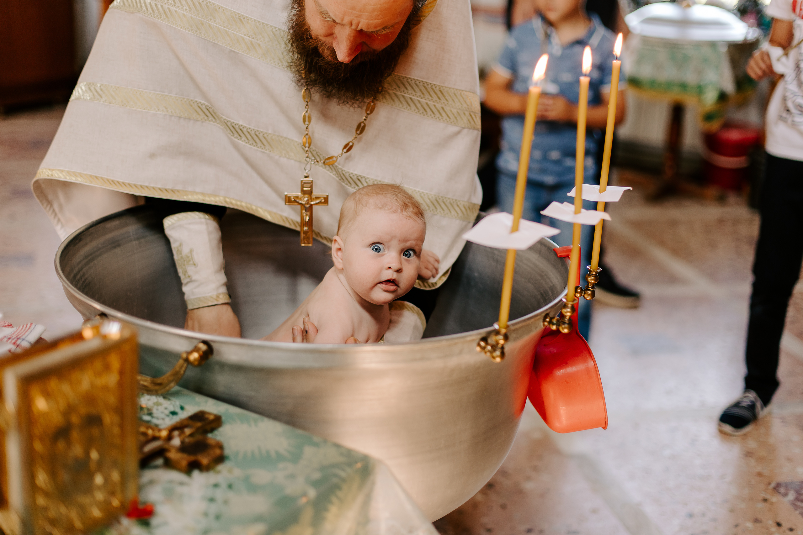 Таинство крещения в Никольской церкви. Фотограф Карпачан Анастасия