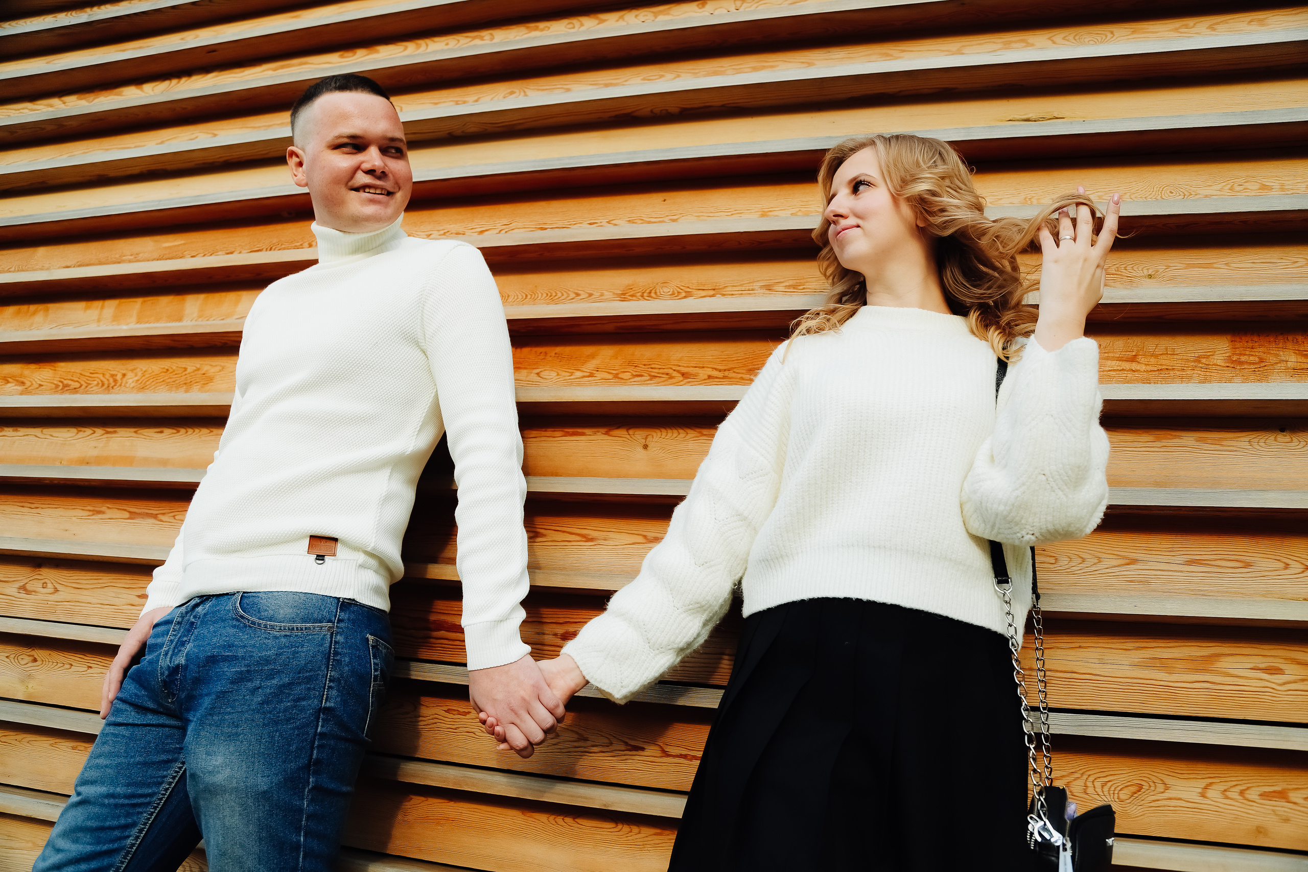 любовь, любовная история, lovestory, фабричный парк, реутово, фотосессия москва, прогулка, осень, осенняя листва, осень в реутово, осень в фабричном парке, фабричный пруд реутов