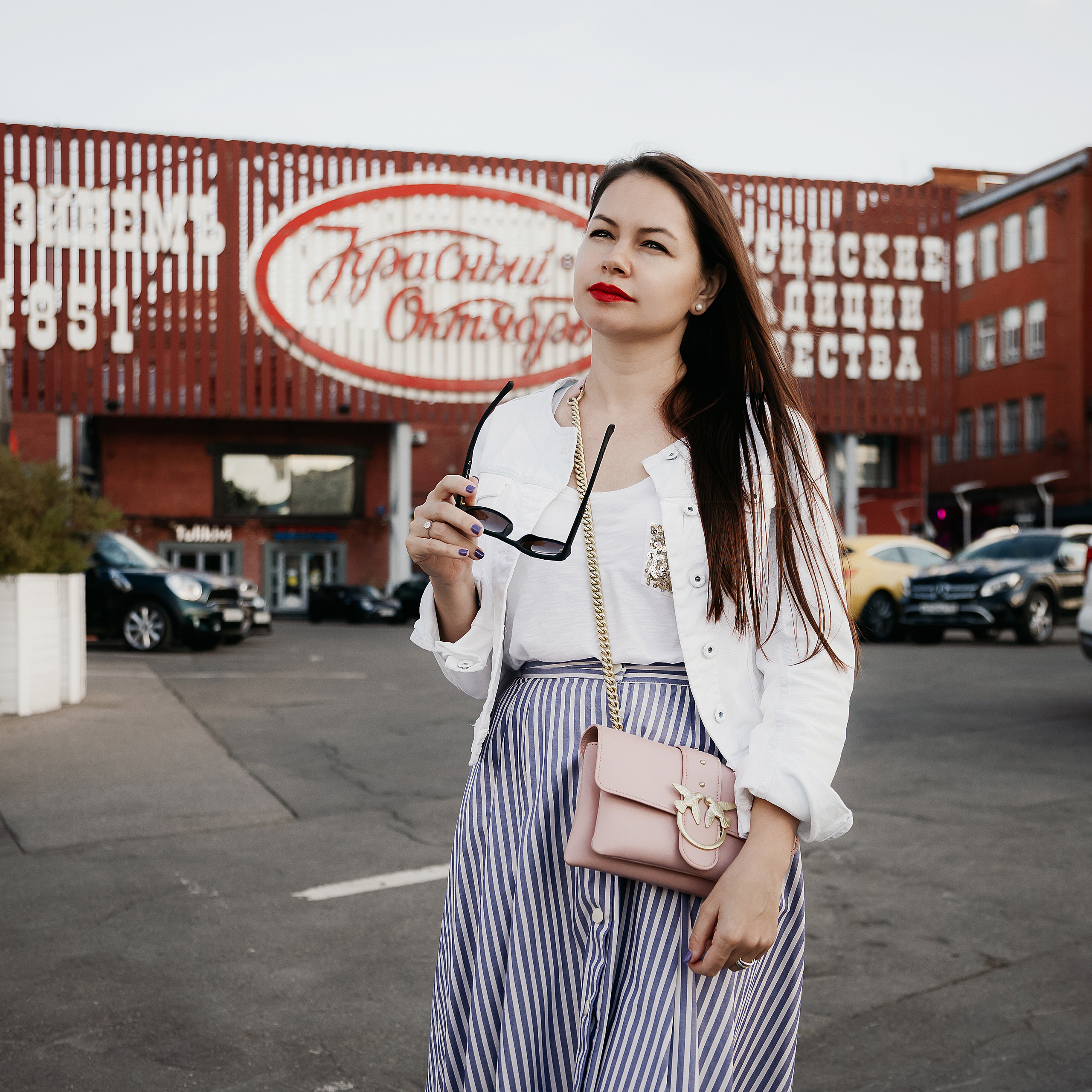 Вероника — таргетолог. Фотограф Карпачан Анастасия