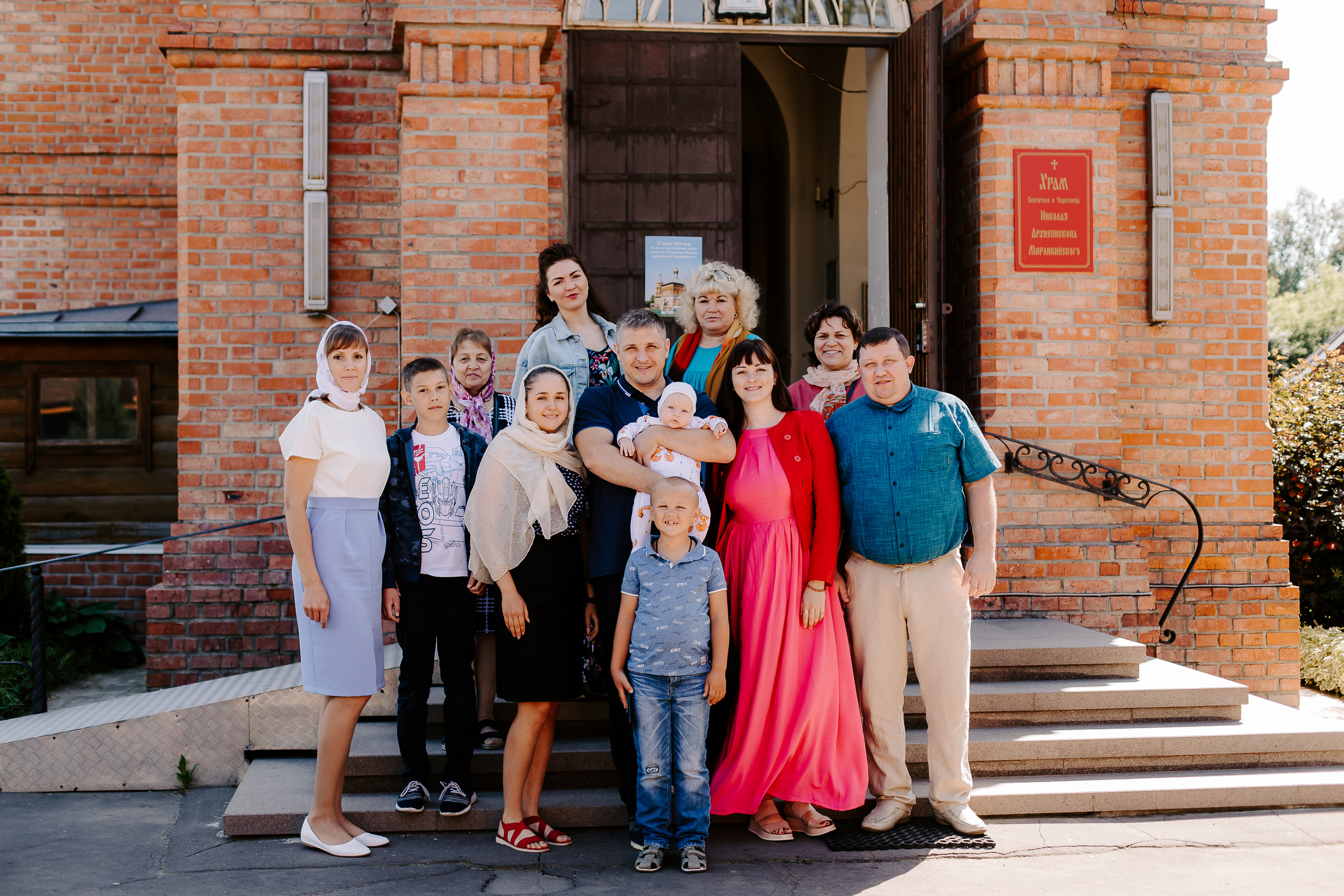 Таинство крещения в Никольской церкви. Фотограф Карпачан Анастасия