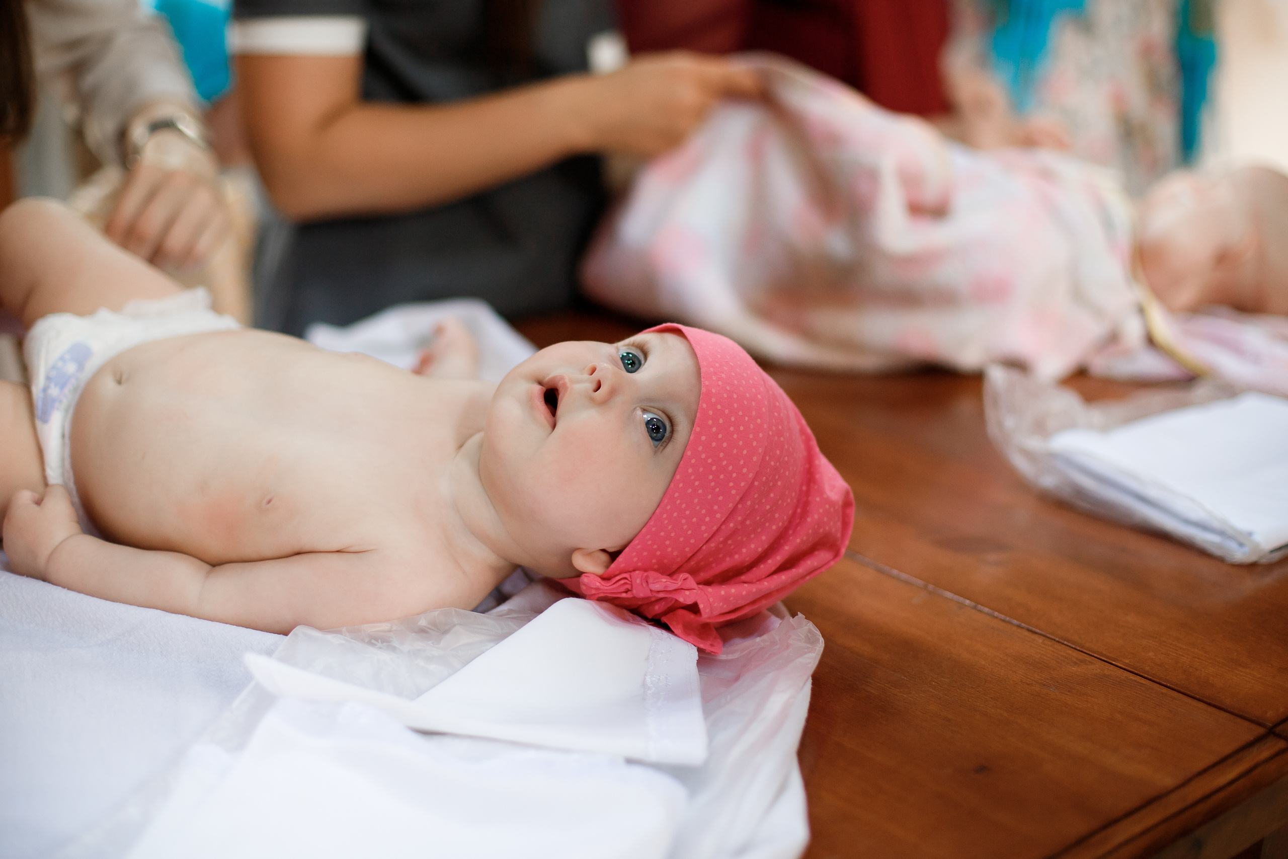 Таинство крещения в Троицкой церкови. Фотограф Карпачан Анастасия