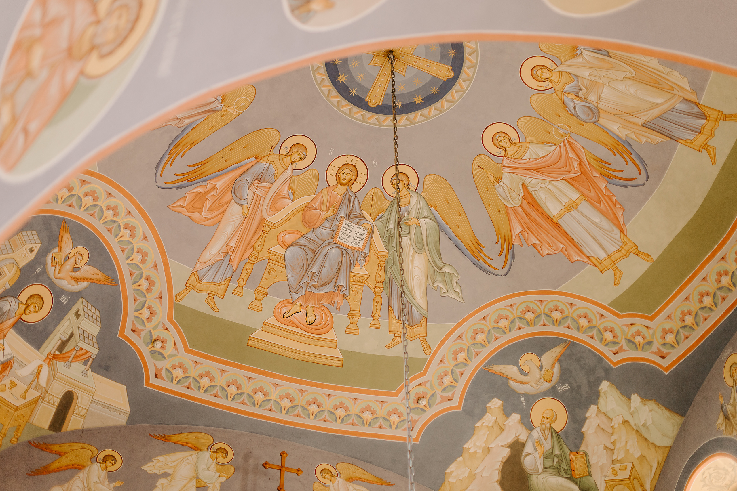 Таинство крещения в Никольской церкви. Фотограф Карпачан Анастасия