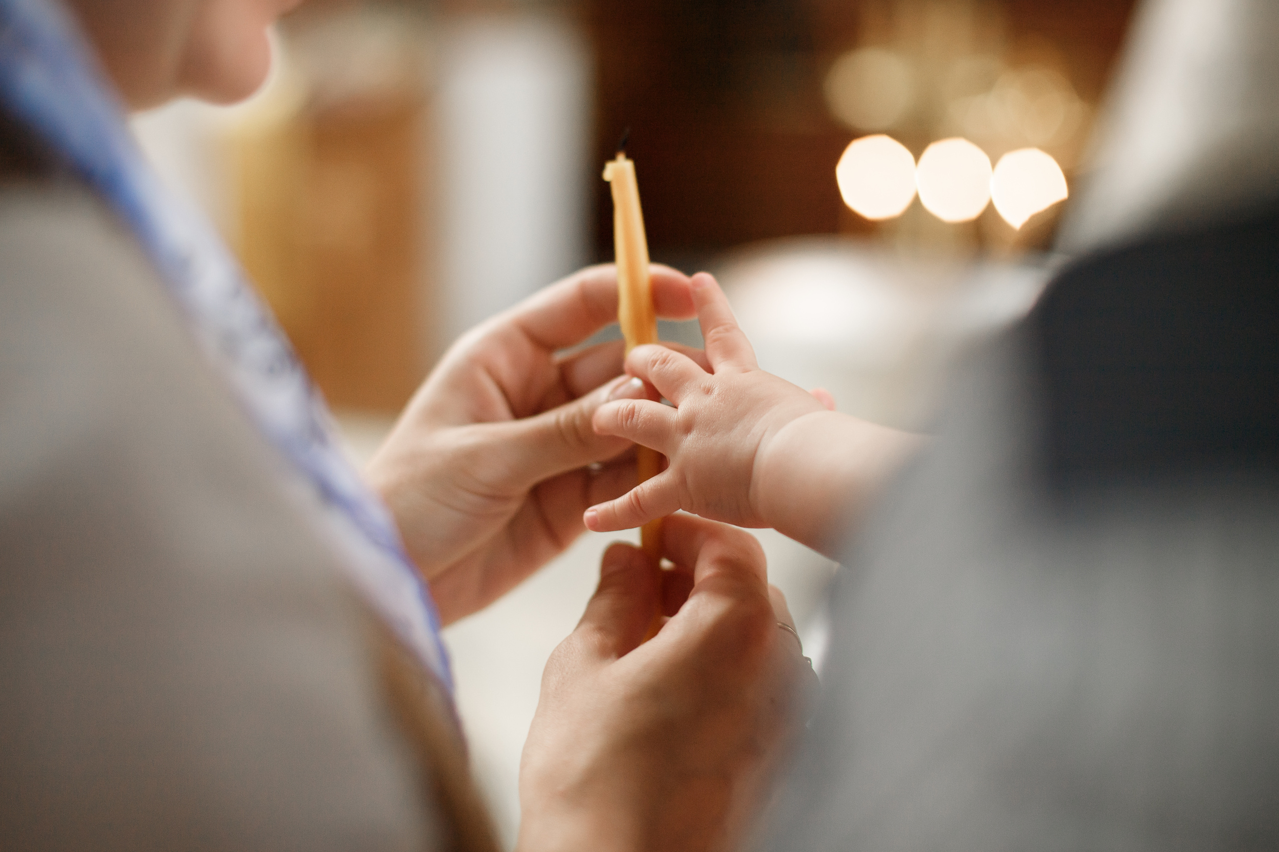 Таинство крещения в Троицкой церкови. Фотограф Карпачан Анастасия