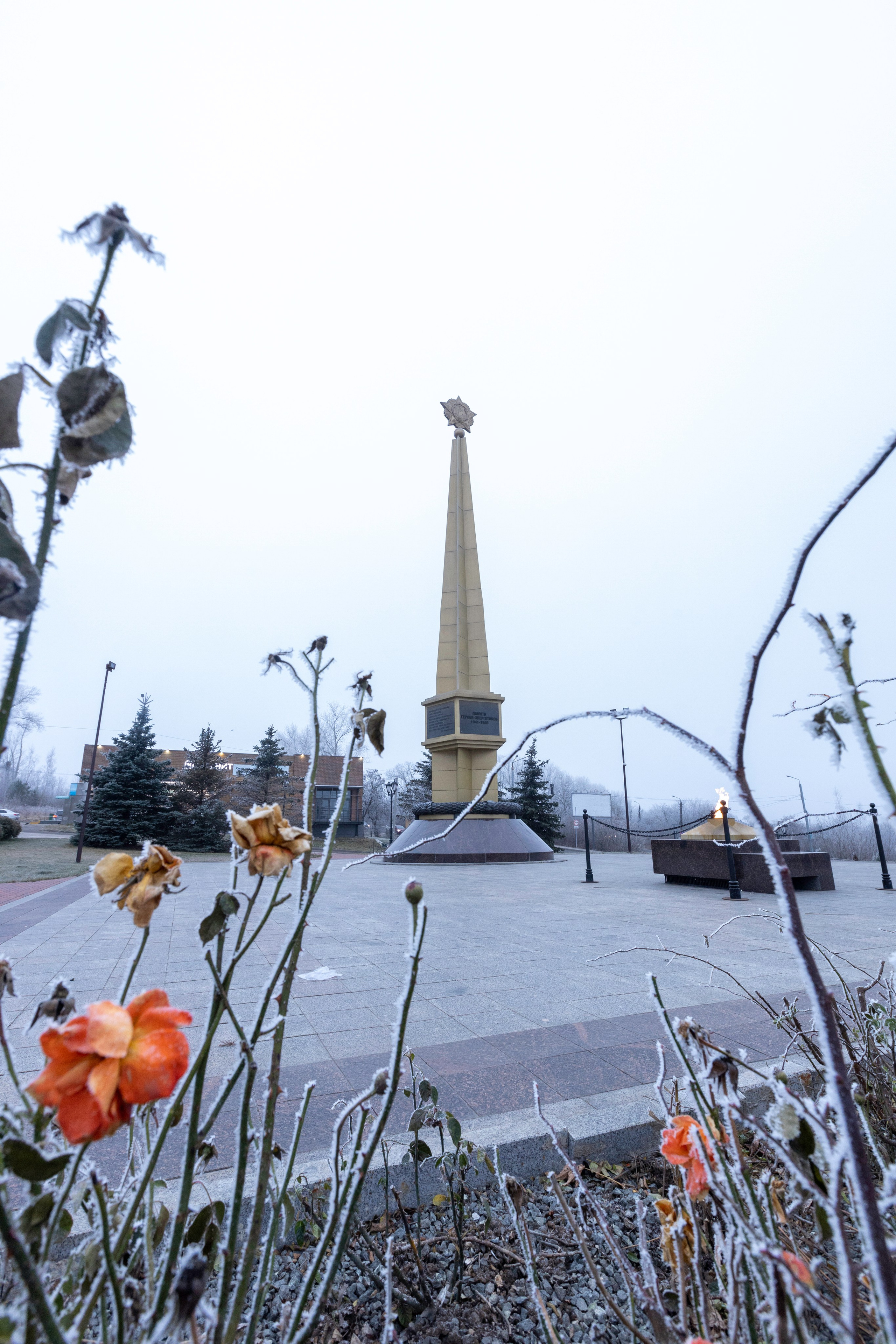 Иней — Менделеевский. Мемориалы Героям Великой Отечественной Войны. Фотограф в Туле Крупский АнДРей. Фотостудия «КАДР71» в Туле