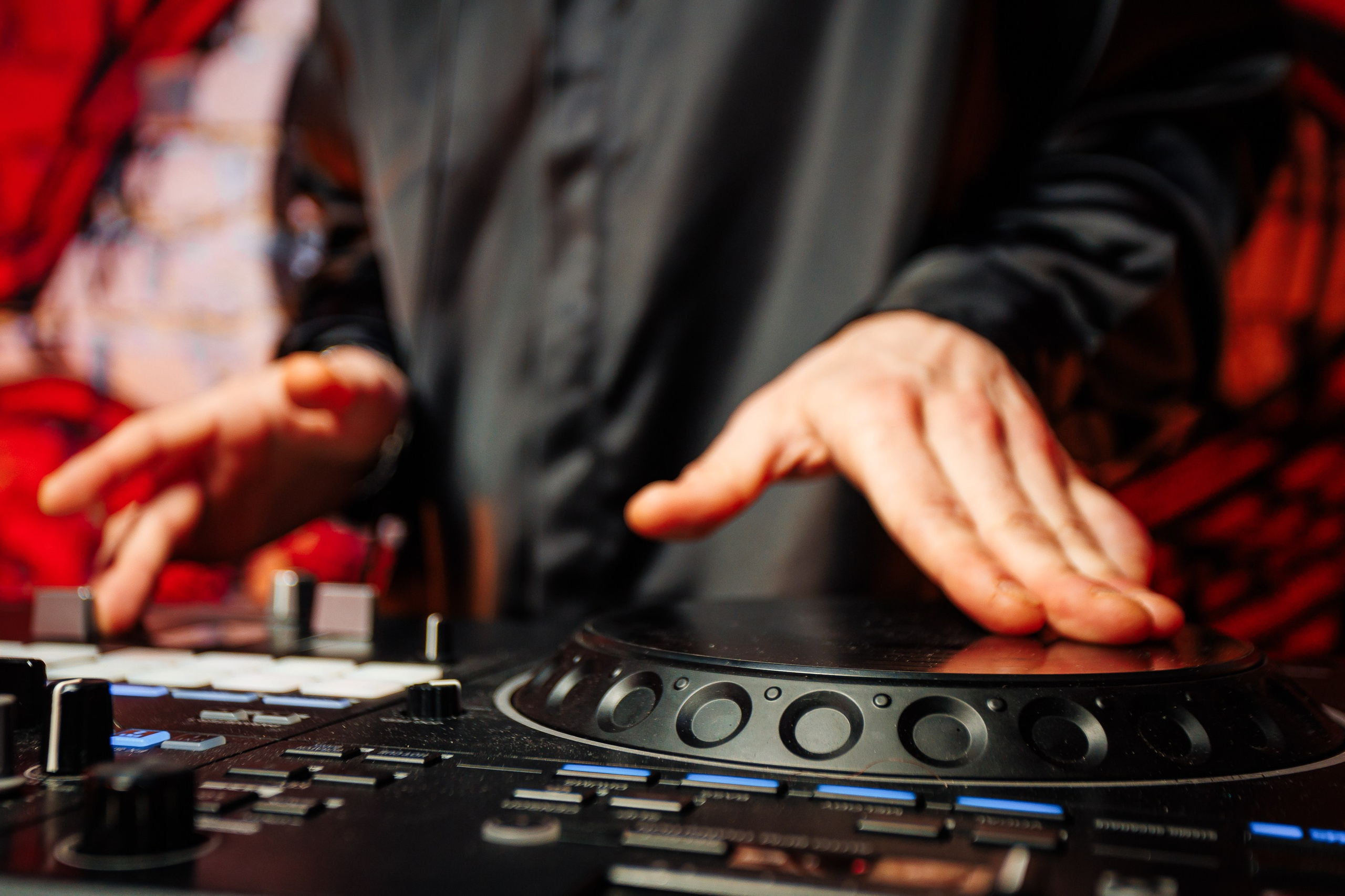 Happy Valentine's day_Пьяный Плющ_Симферополь_14.02.2025. Аминов Руслан | Фотограф