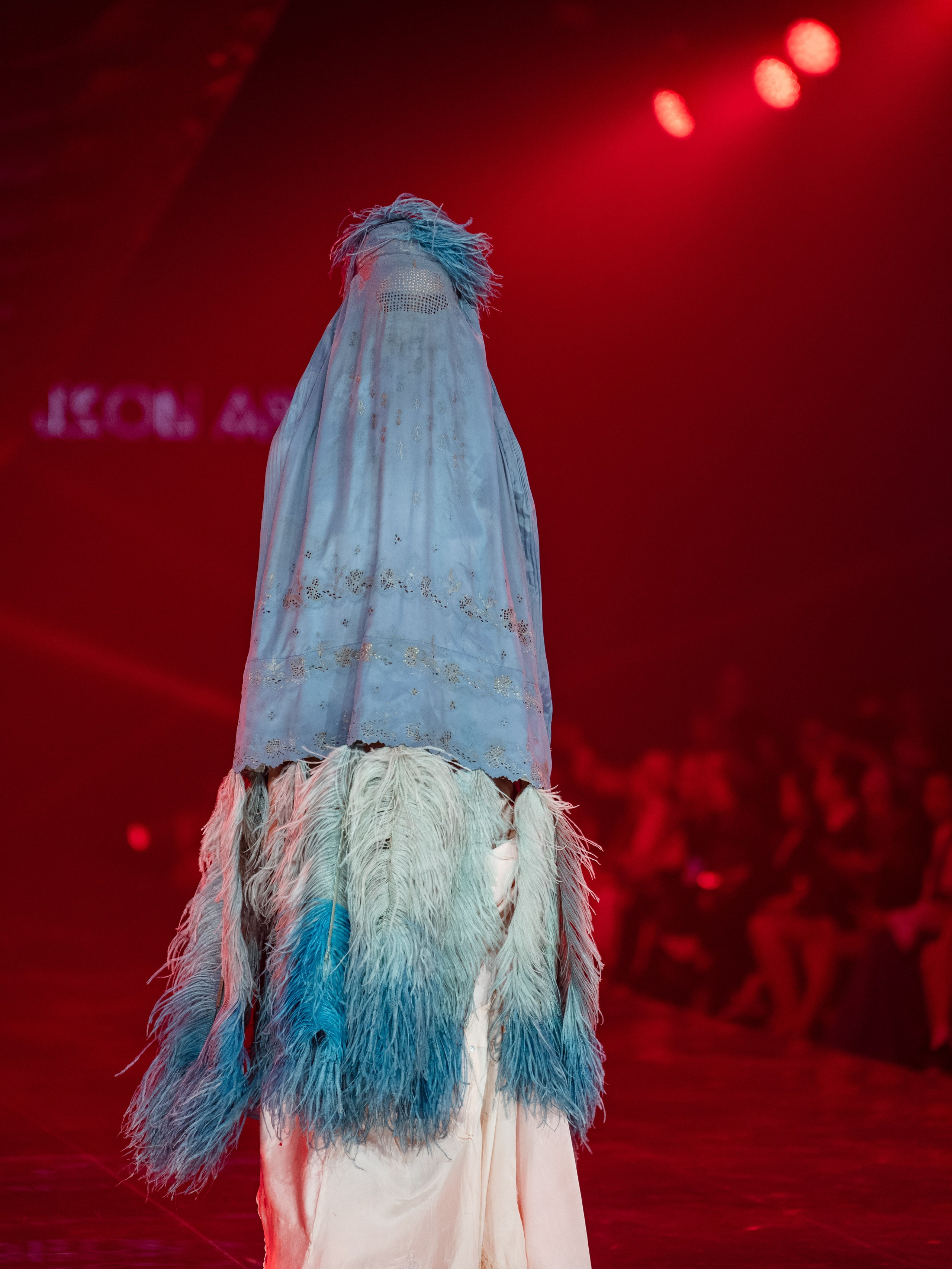 Visa Fashion week Maison Artc. Сайт Алматинского НЮ АРТ, будуар и фэшн фотографа Дениса Карпенко