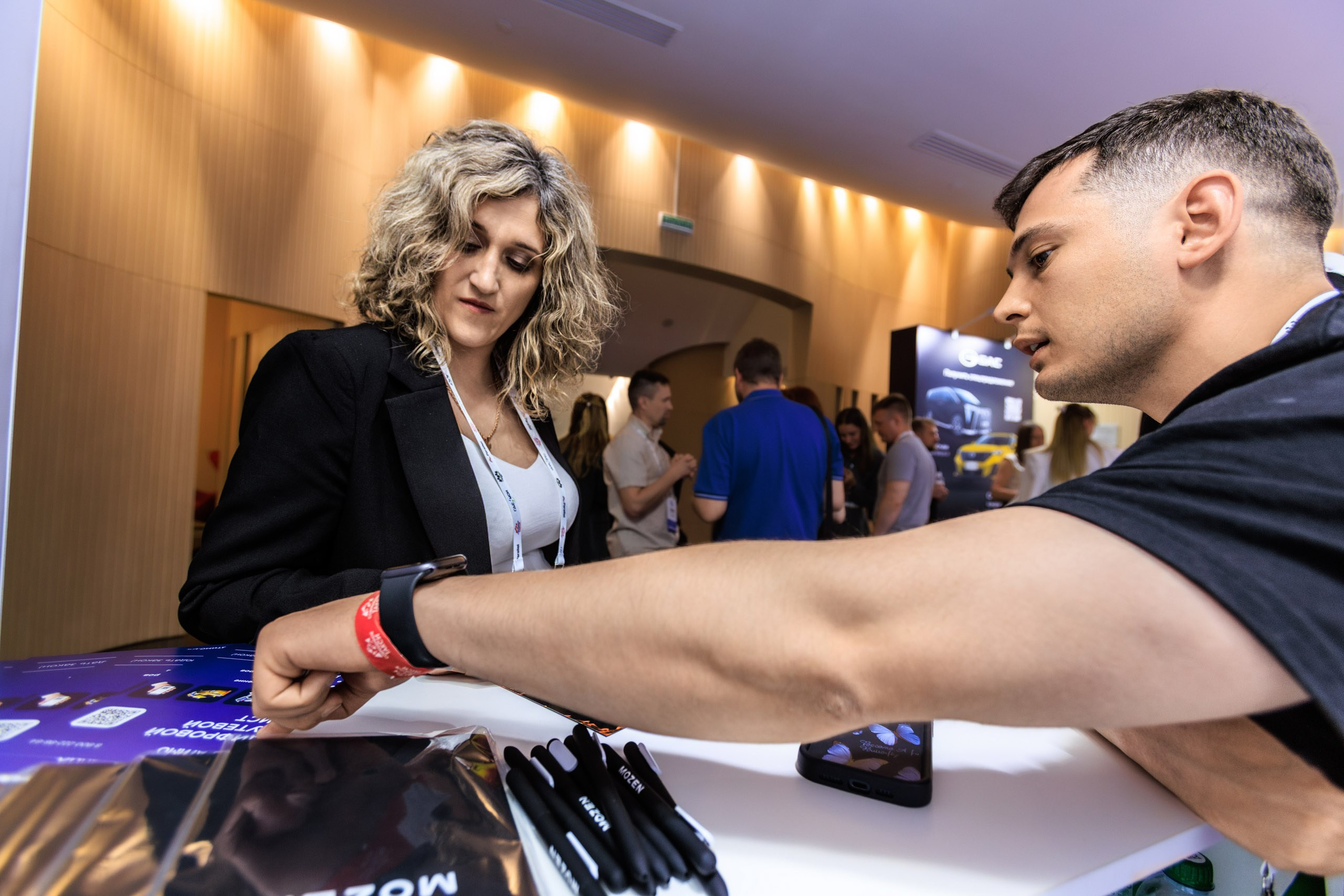 Современное такси 2025. Репортажный фотограф Екатеринбург | Яркий, качественный репортаж | Концерты, клубы, репортаж, праздники, корпоративы