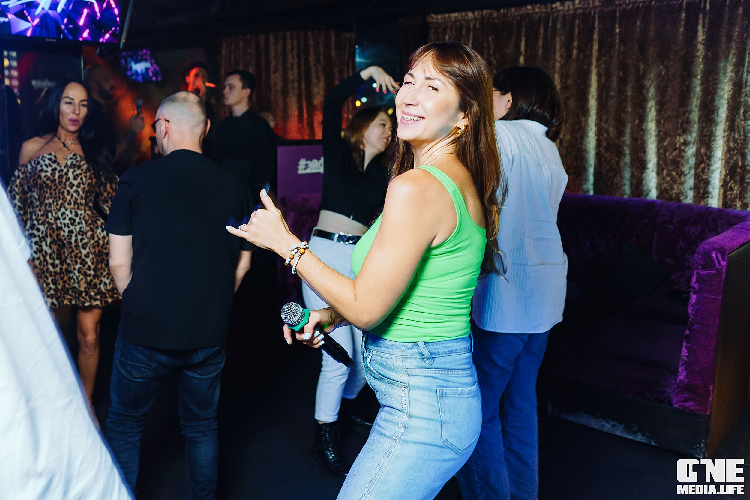 Фоторепортаж из караоке-клуба Эйфория. One Media Life: фоторепортажи, фотоотчеты с мероприятий и заведений