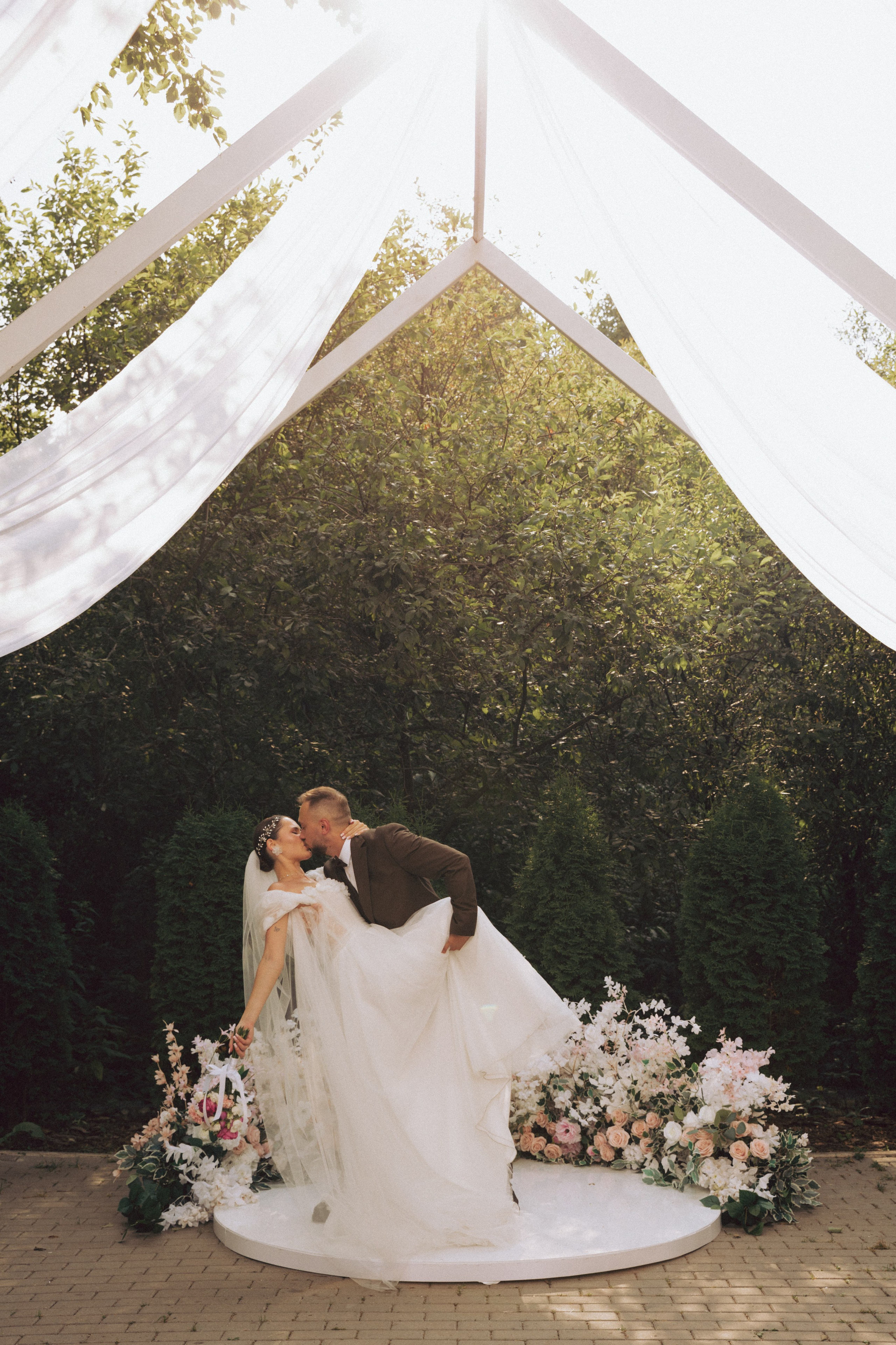 Руслан и Виолетта. Свадебный фотограф Михаил Симонов