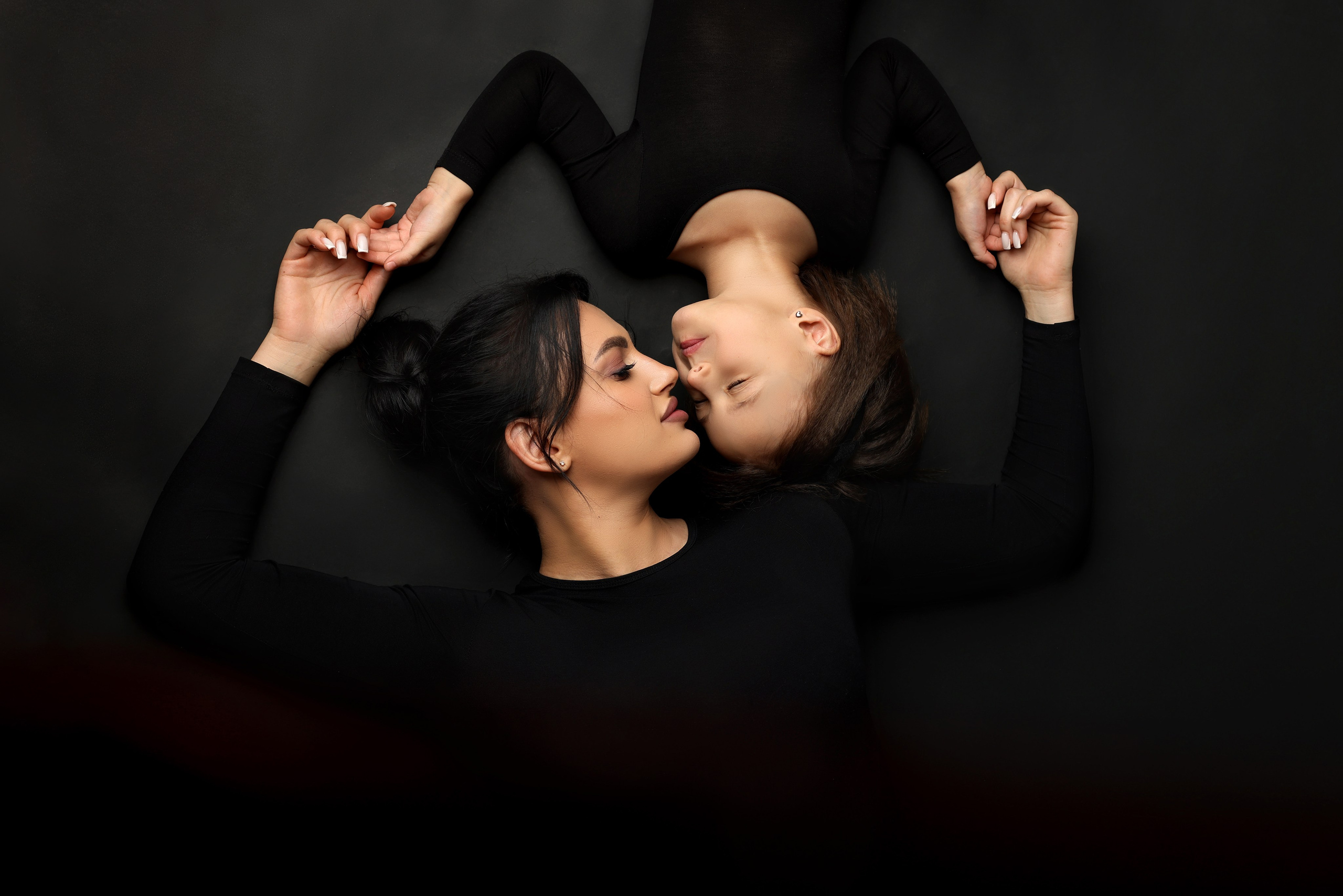 Мама и малыш. Фотограф новорожденных в Рязани  Юлия Блу