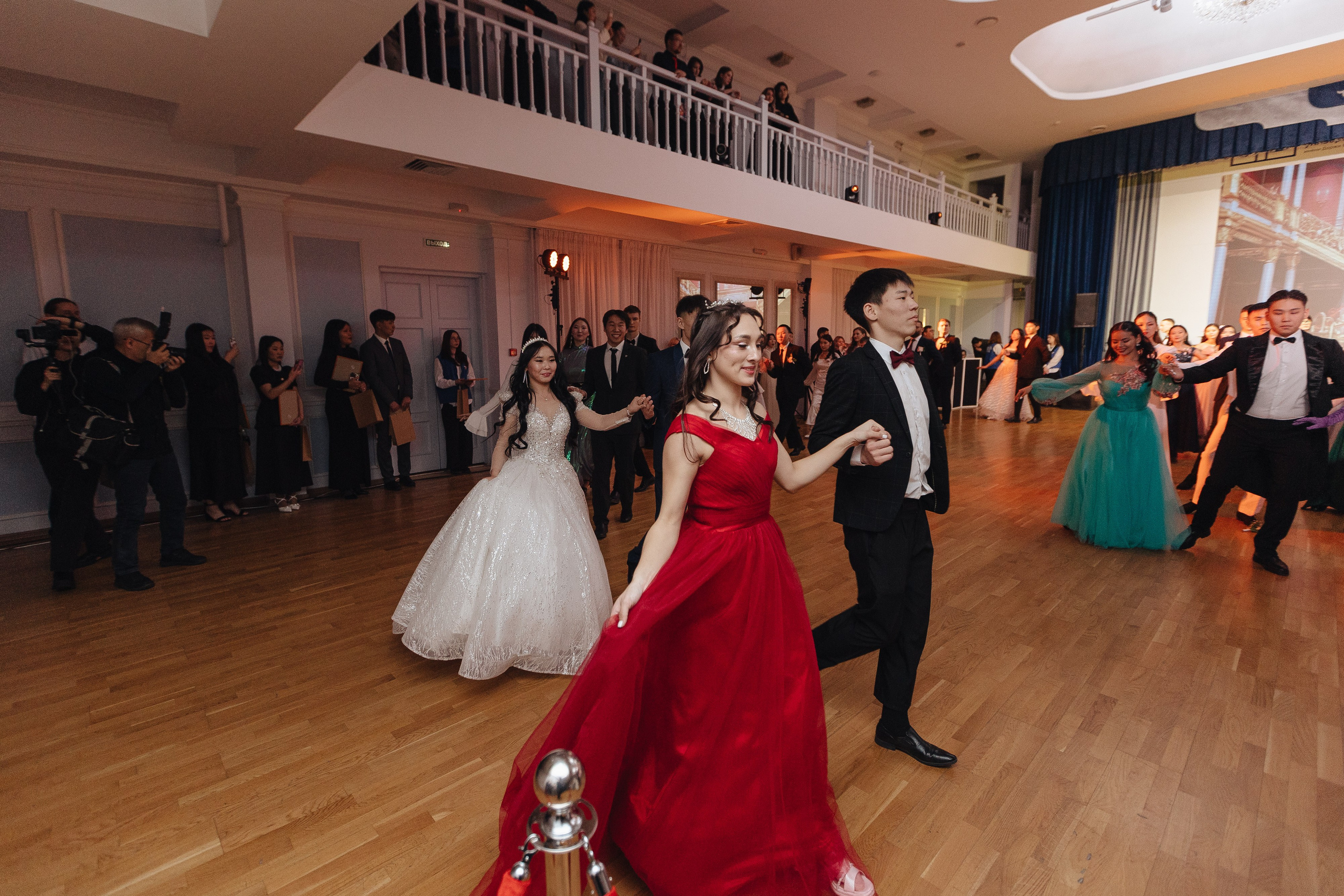 Студенческий бал. Свадебный и семейный фотограф в Улан-Удэ