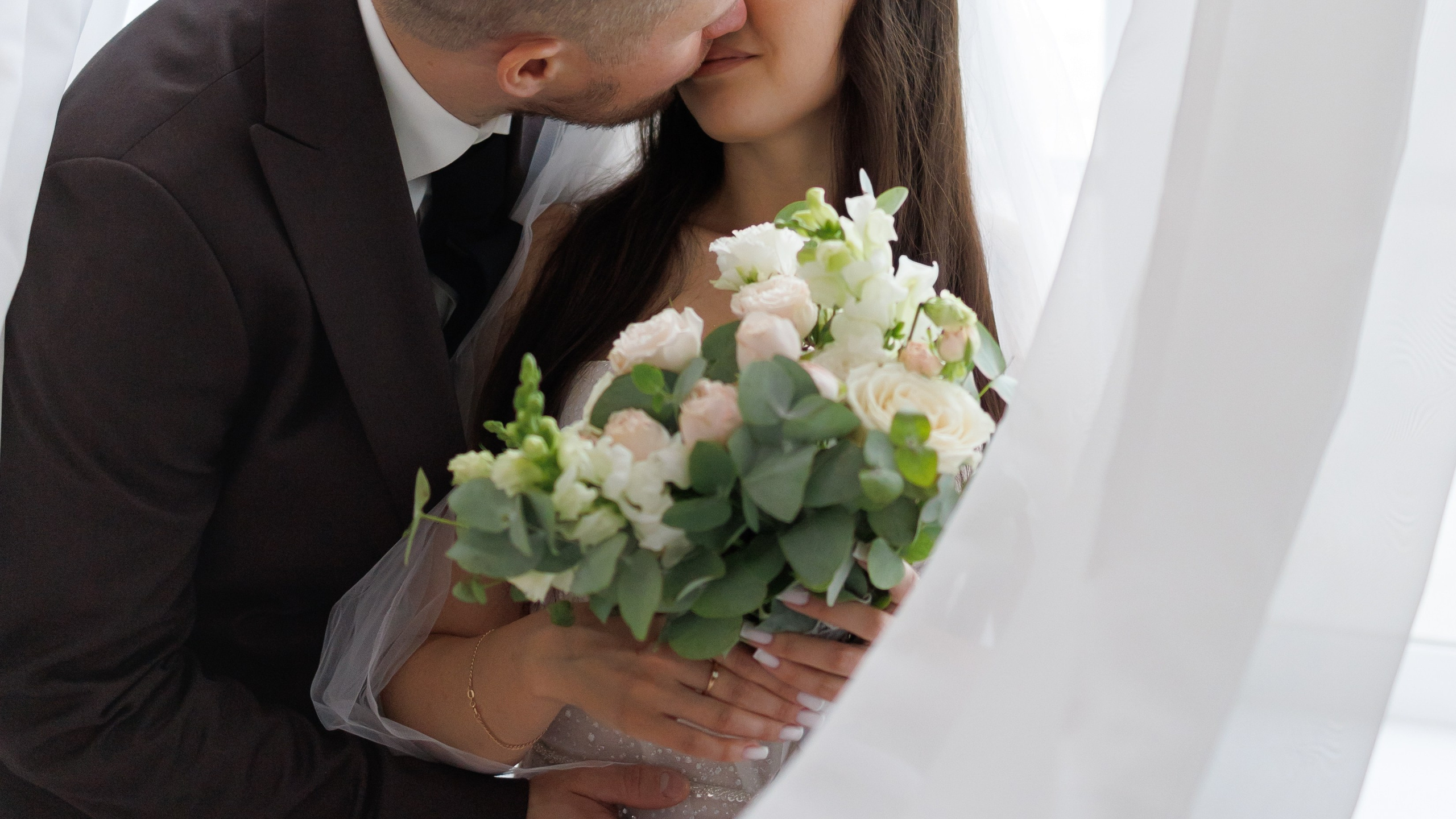 Алёна и Андрей. Ирина Мезенцева | Женский и предметный фотограф | г. Омск