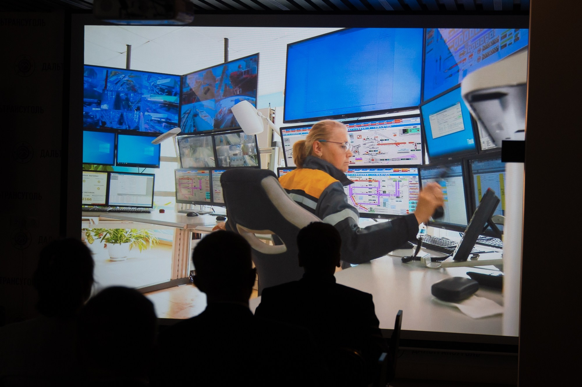 Дальтрансуголь. Фотограф в Хабаровске Швендых Рудольф