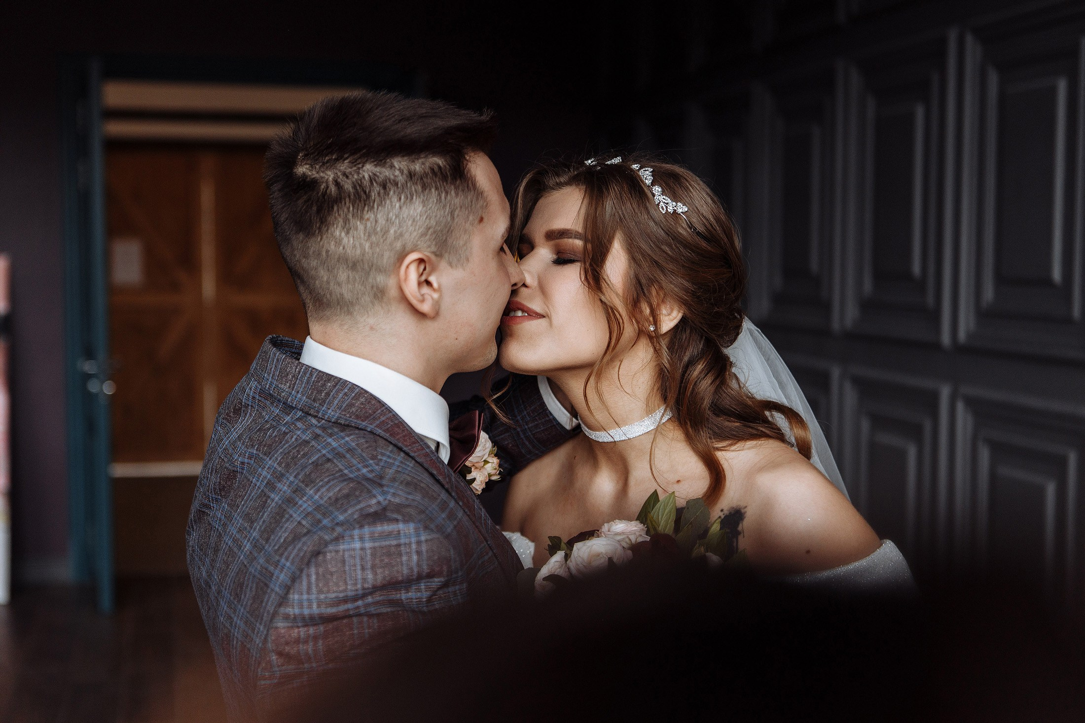 Свадебная фотосессия Екатеринбург жениха и невесты