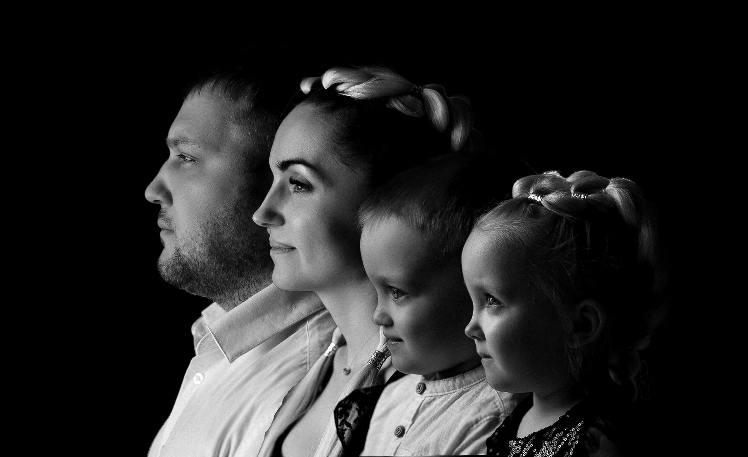 Смотреть в одну сторону. Свадебный и семейный фотограф в Красноярске Виктория Тимонина