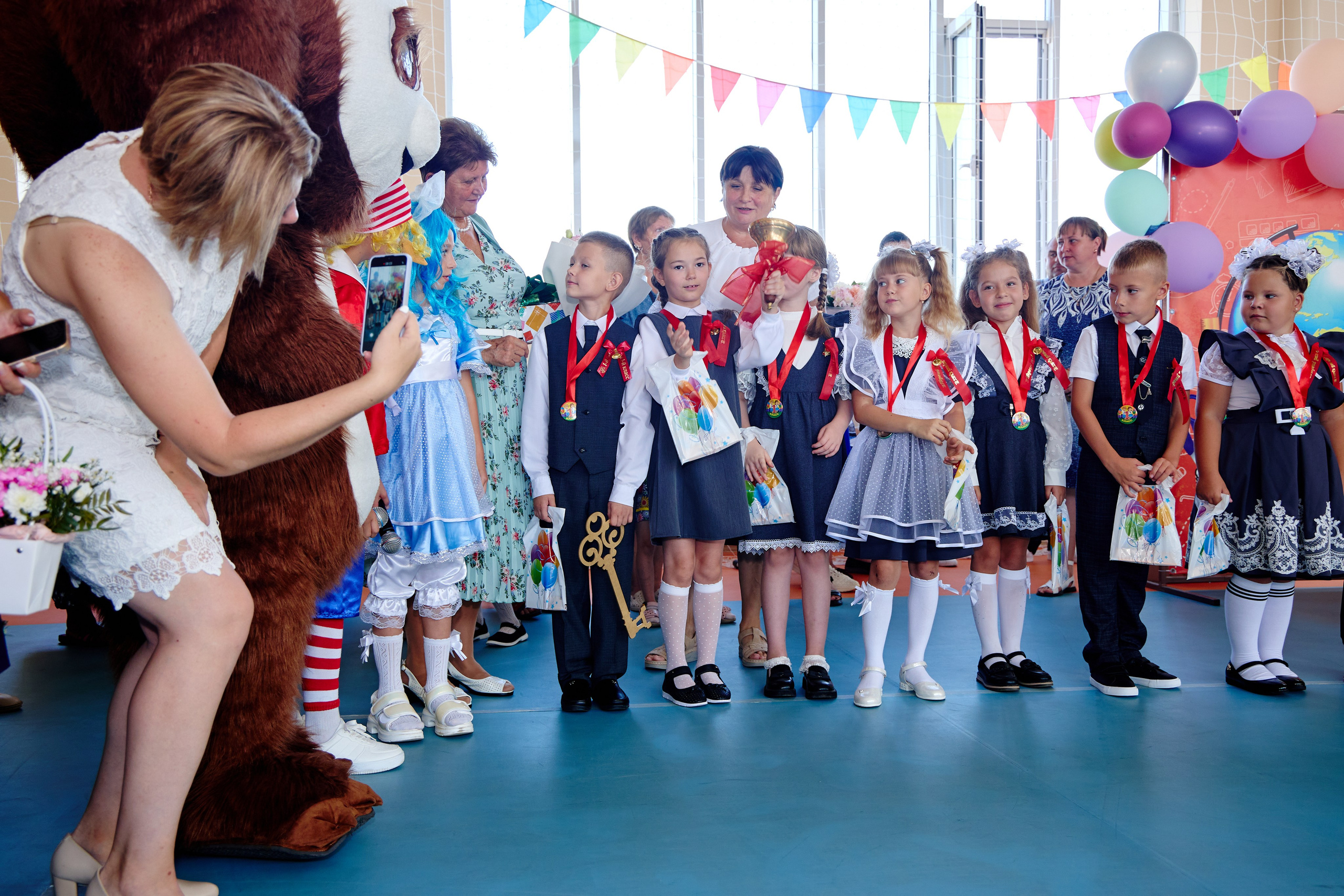 Съемка на 1 сентября. Фотограф Выпускные альбомы Таганрог Сергей Коробченко