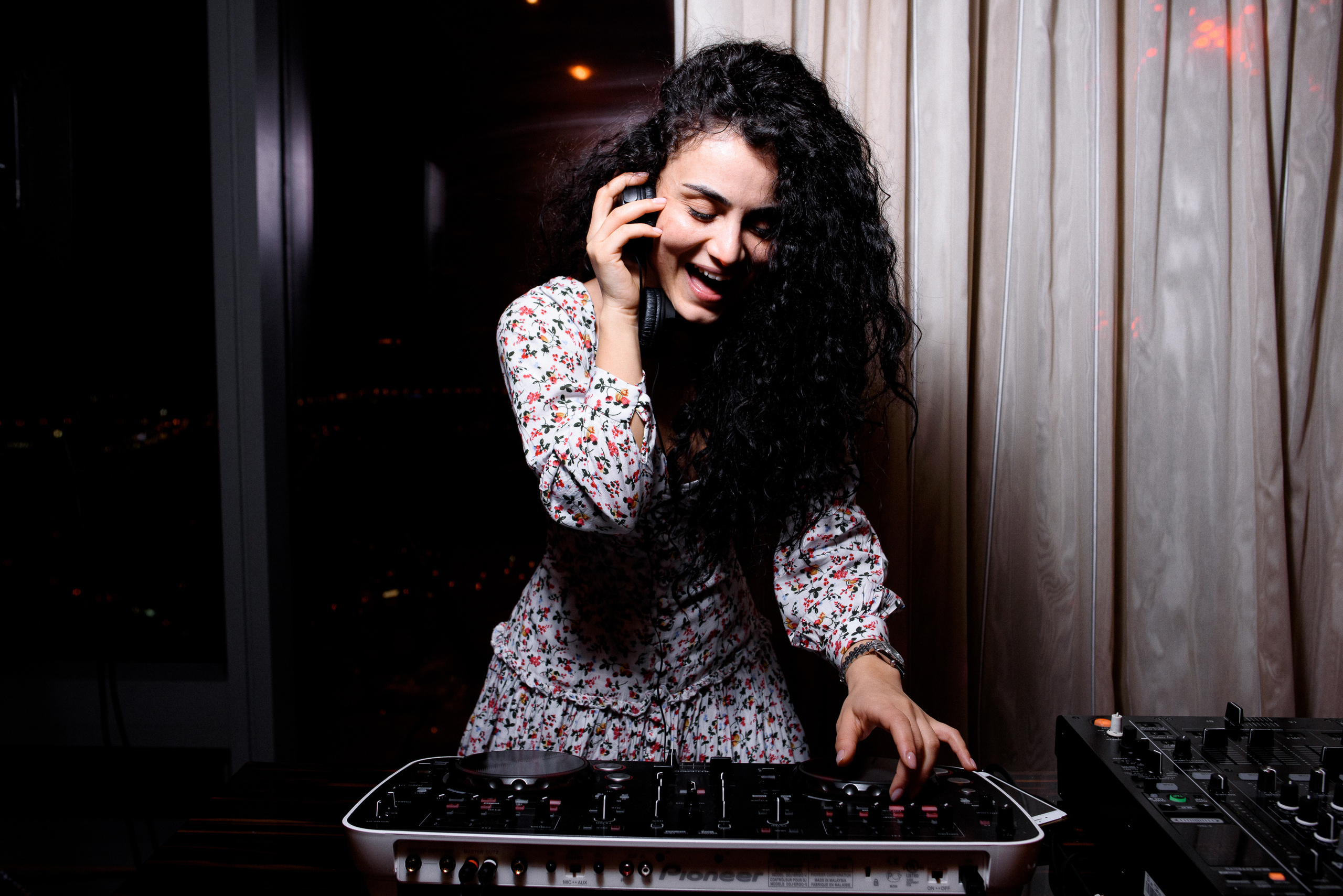 Фотосъёмка юбилея | Репортажный фотограф для частных мероприятий. Артём Савиных — профессиональный фотограф в Москве | Репортажи, свадьбы, портреты