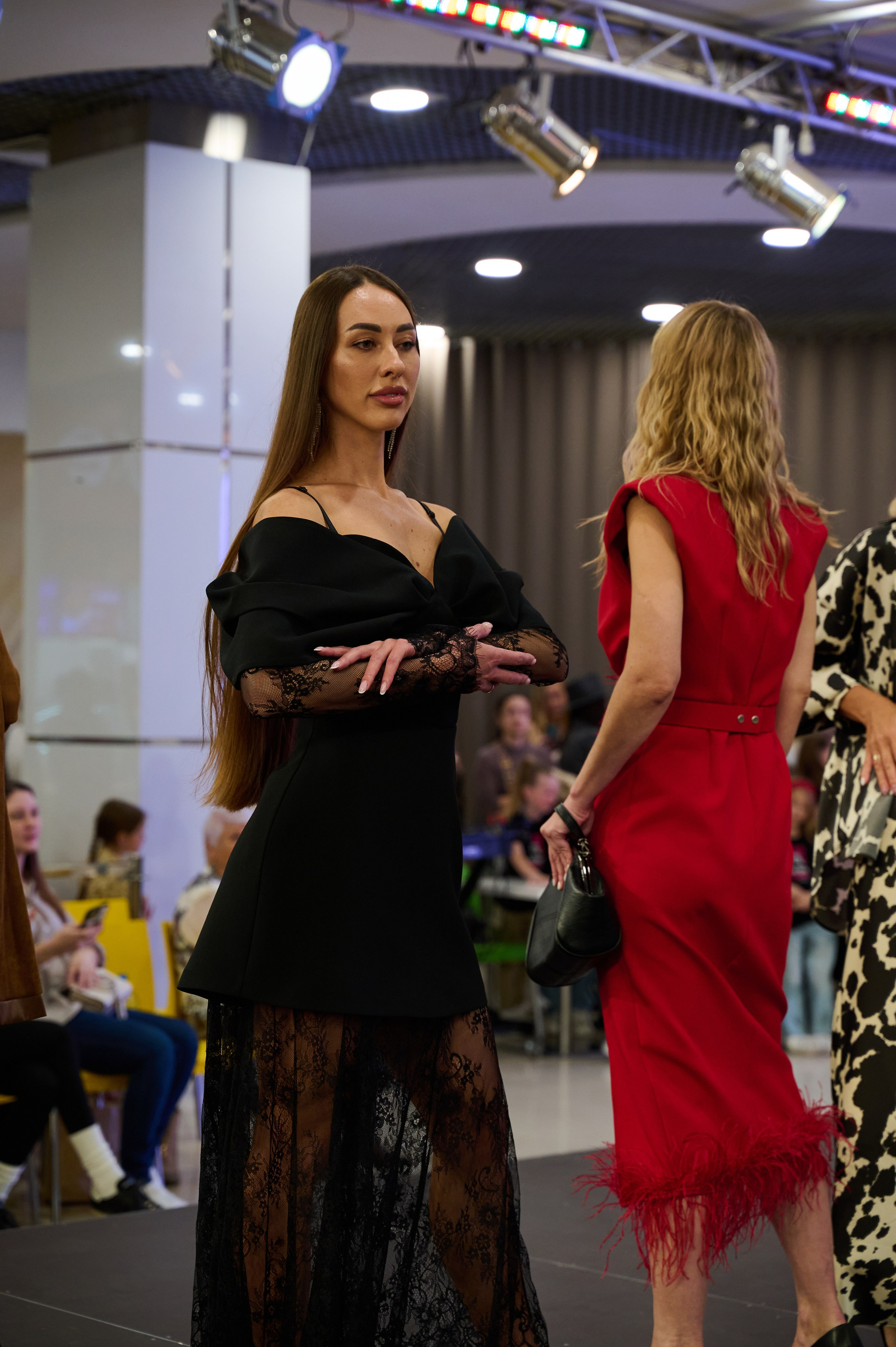 Показ Global Russian Models. Фотограф Универсал в Новосибирске