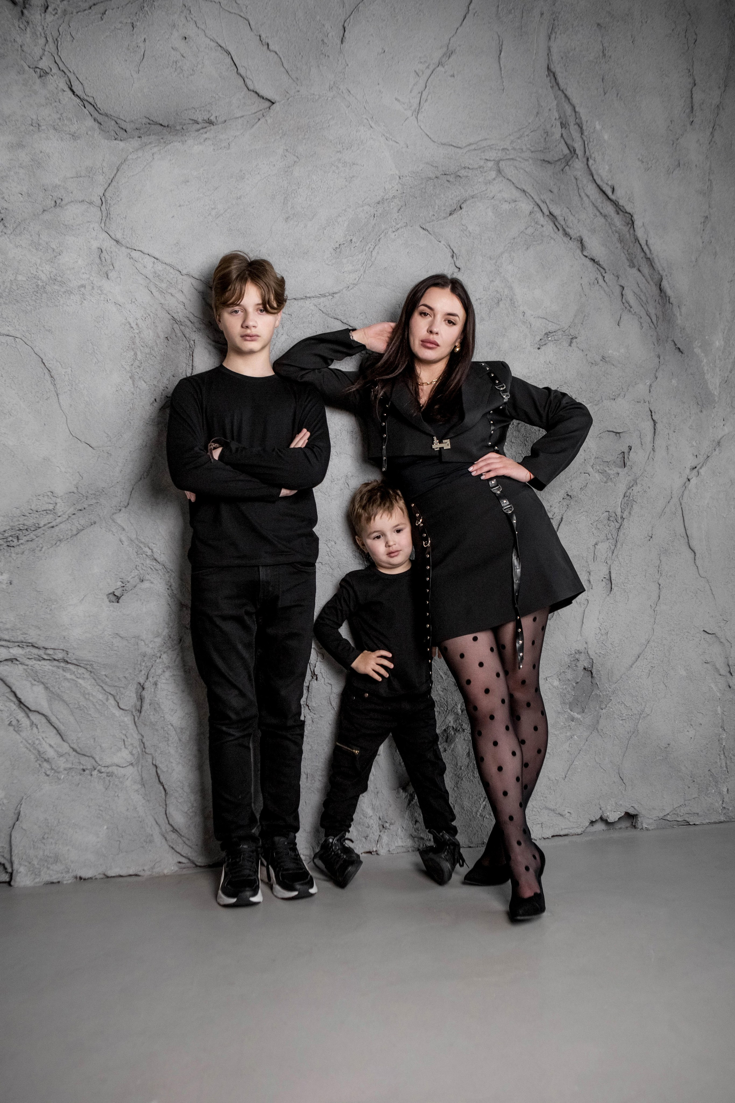 Мама и сыновья. Фотограф Екатерина Голицына