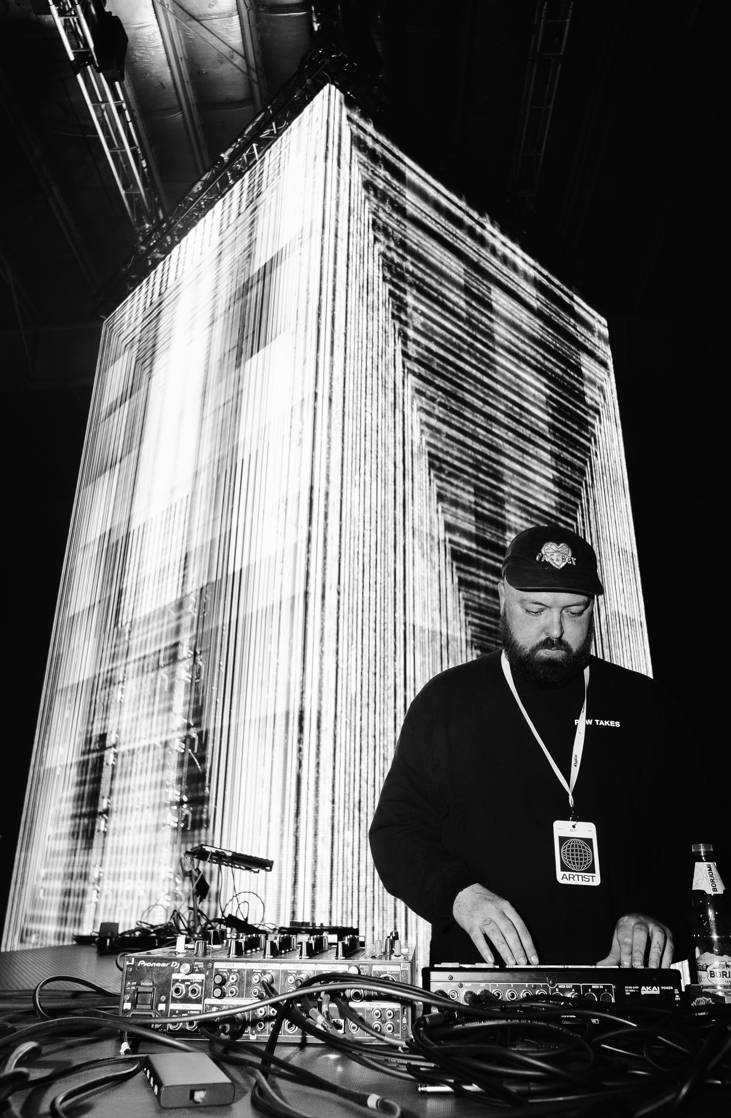 ТОН / 2025. Саша Копылов, фотограф в Казани