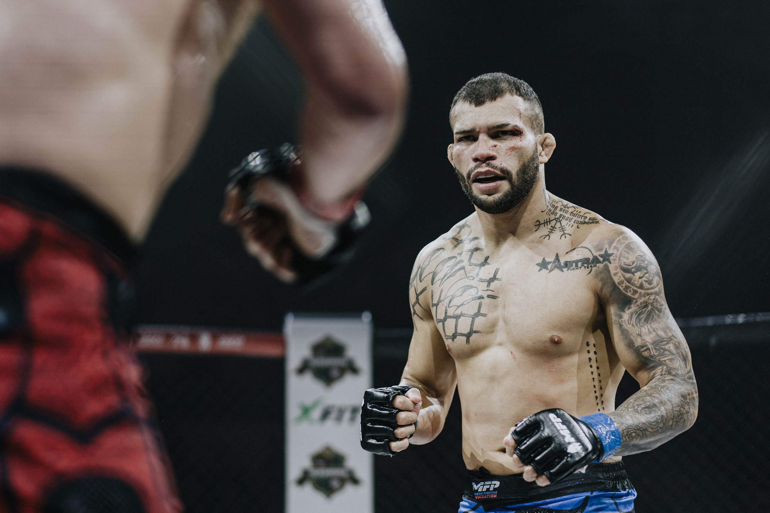 MFP246 МАКСИМ БУТОРИН VS МАРСИО БРЕНО. Фотограф Иркутск Антипин Сергей