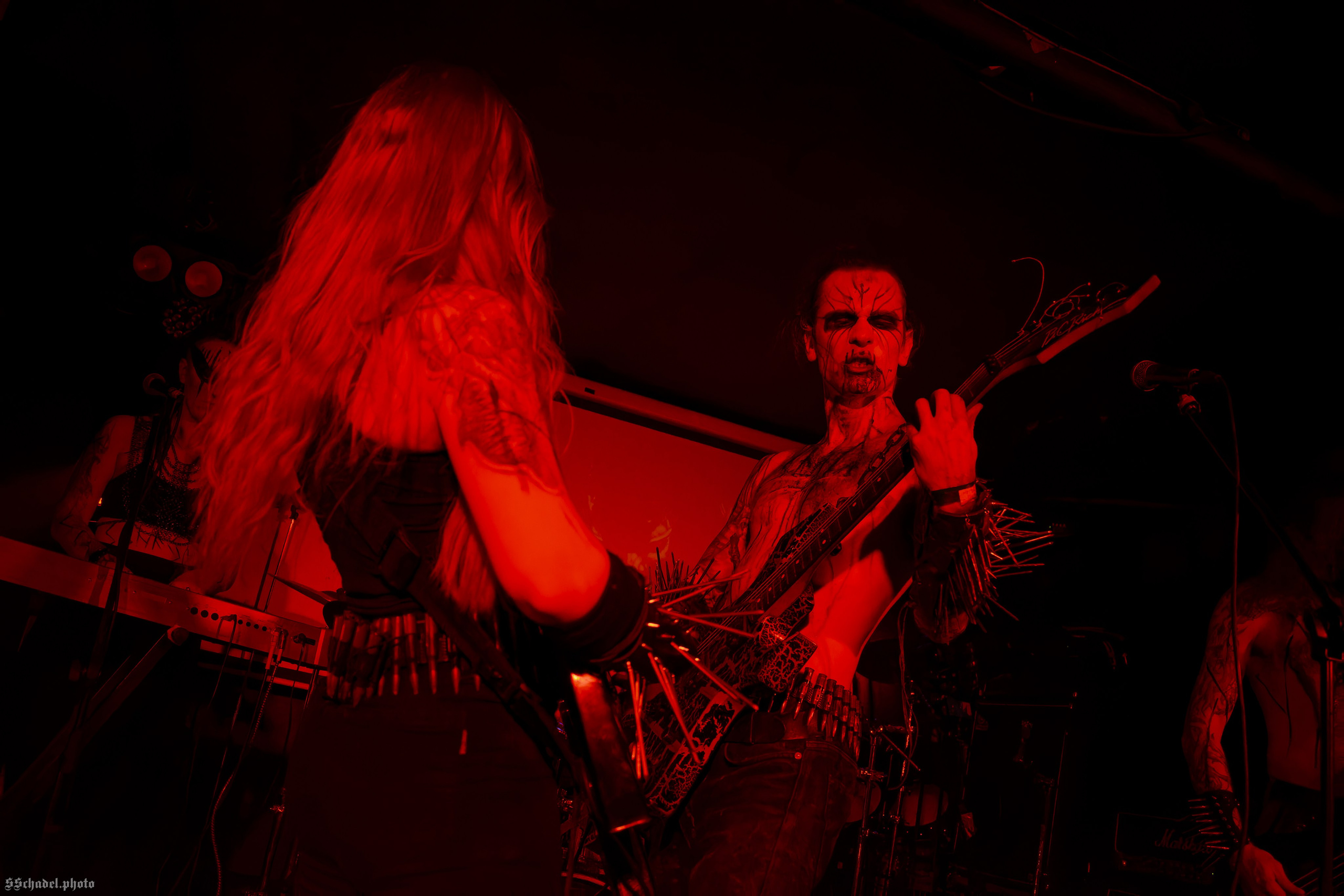 Frostlagte Måne 11.04.25. We will make everything metal!