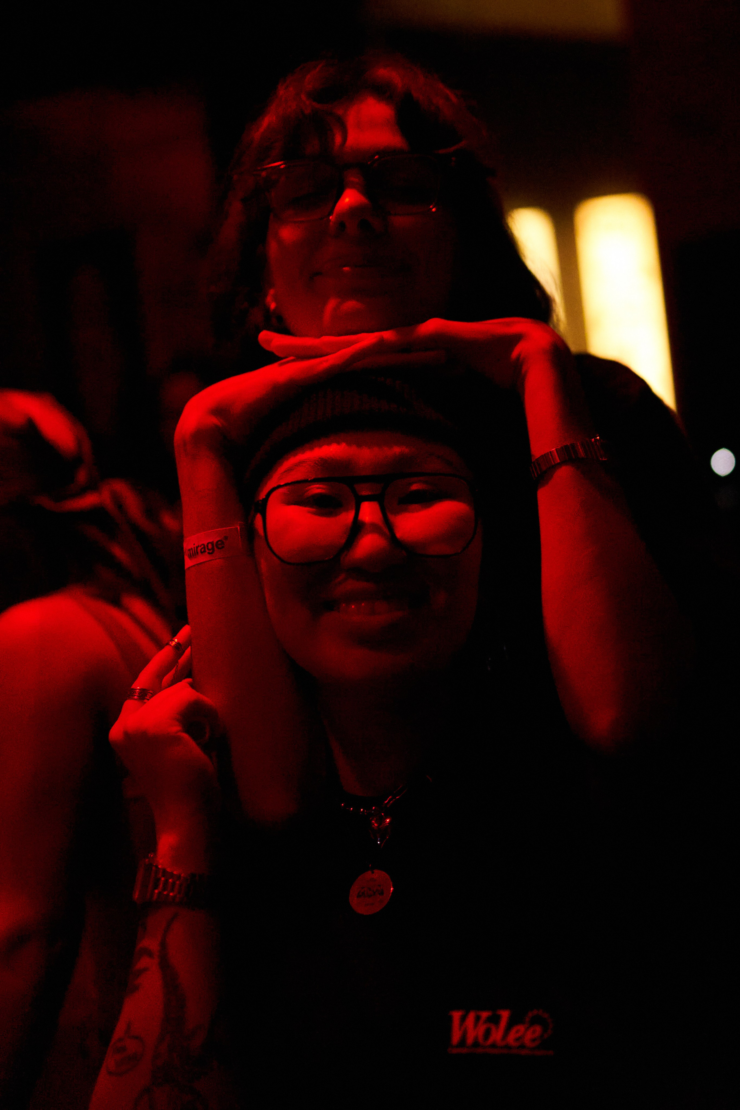 Mirage x Salute Honey. Коммерческий и репортажный фотограф в Санкт-Петербурге — Туся Сушка