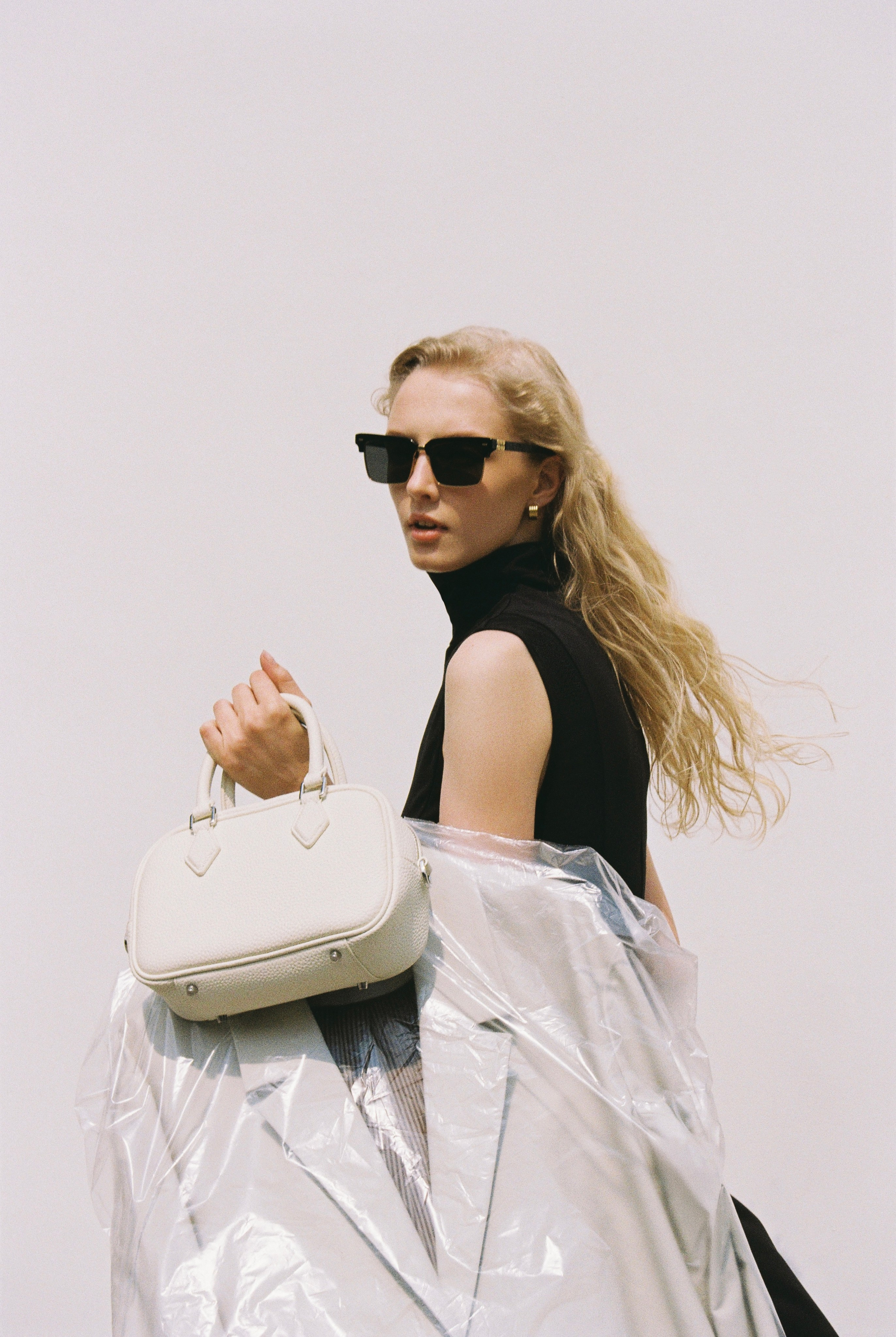 12 STOREEZ. Ретушер Polli_retouch