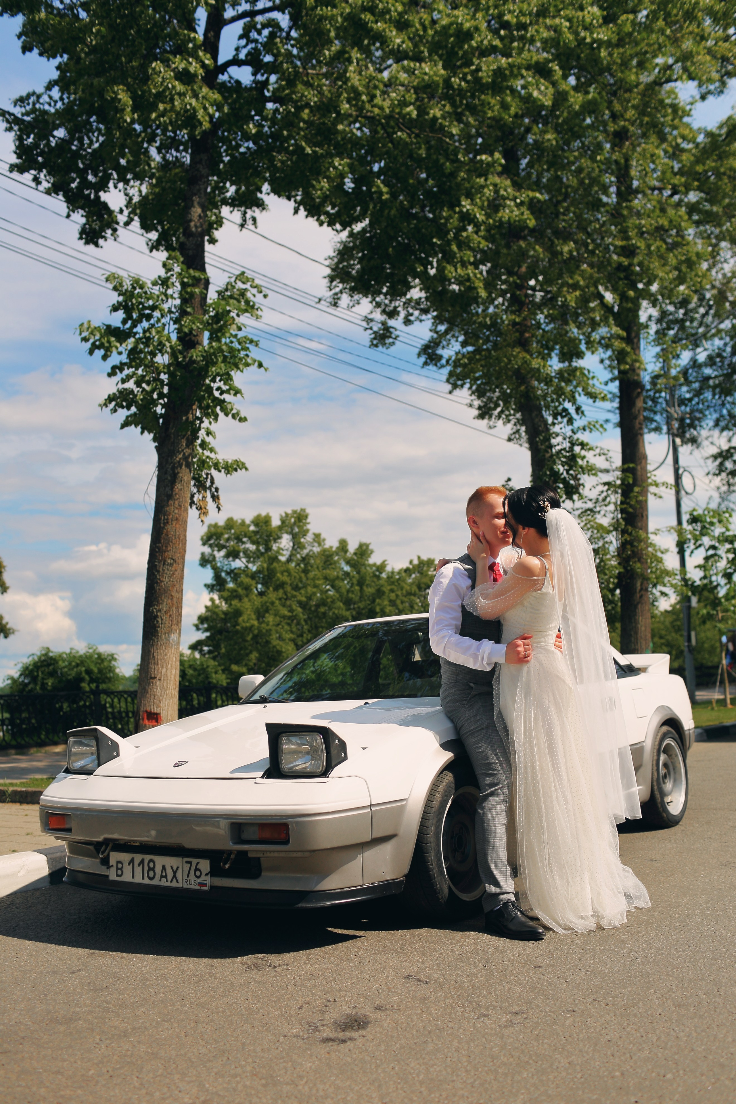 Съемка пары в отеле, на природе, в городе. Свадебный и репортажный фотограф в Ярославле и Санкт-Петербурге Роман Микрюков