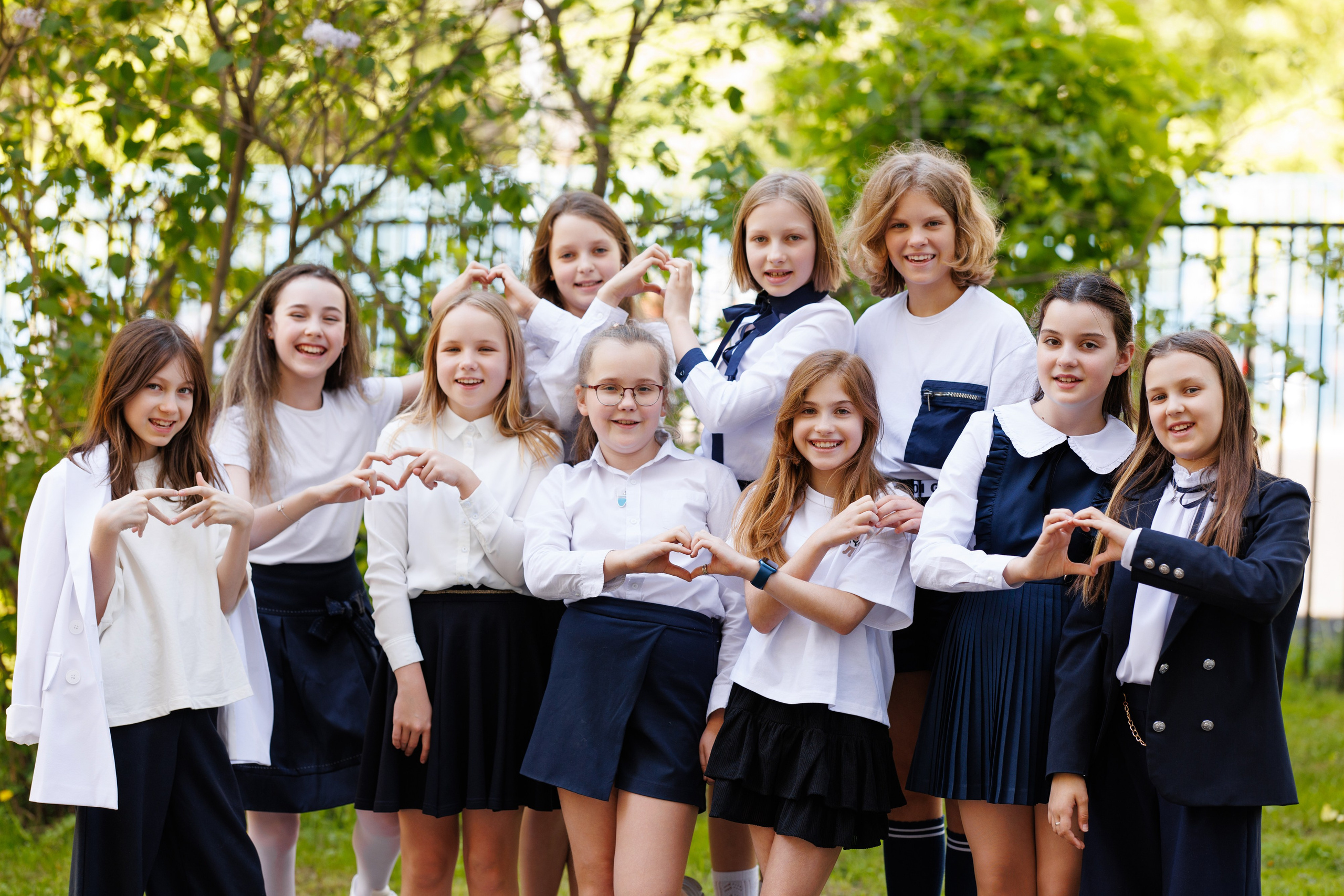 5 Н КУРЧАТОВСКАЯ ШКОЛА 2024. Выпускные альбомы в Москве FOTOVMESTE