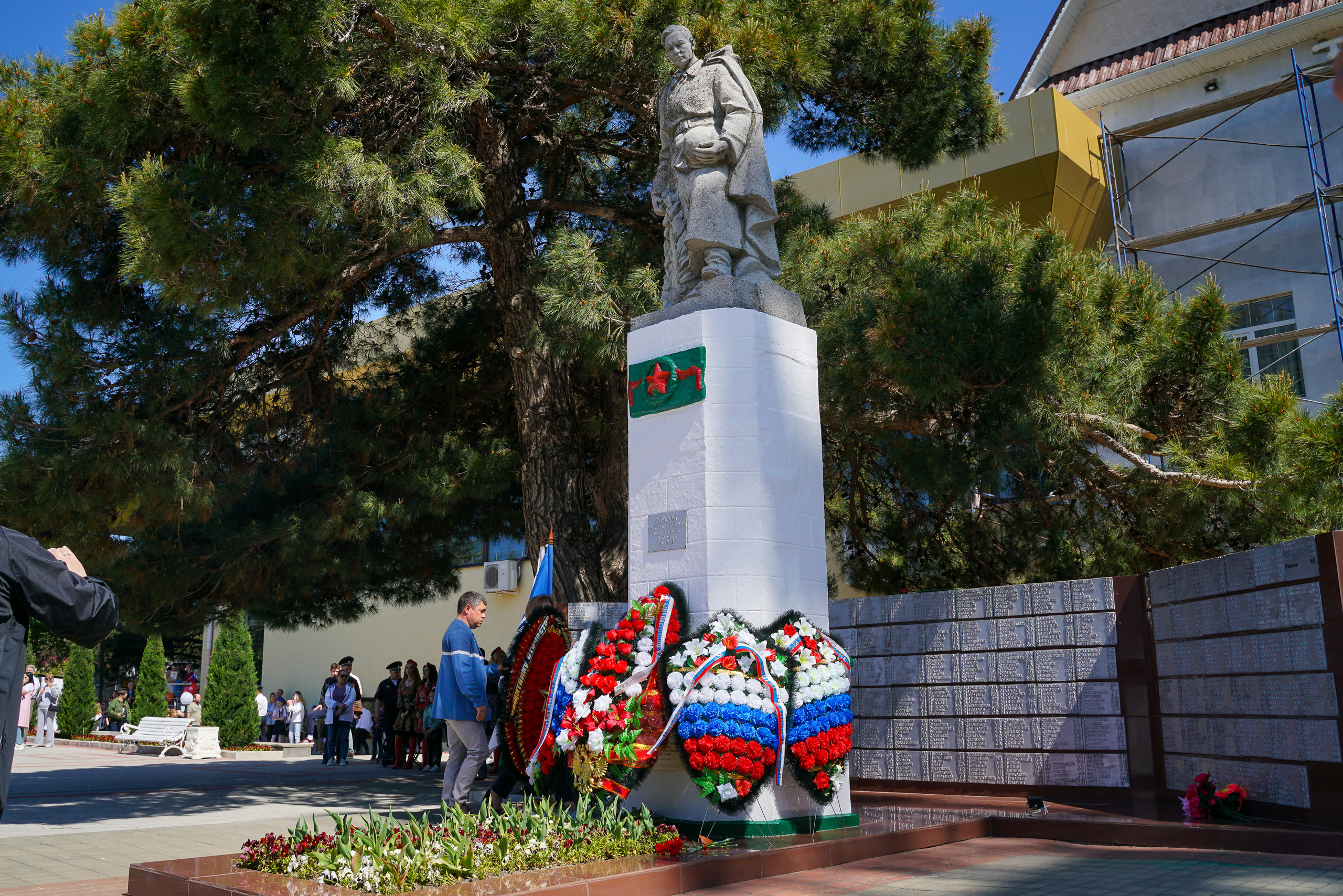 Праздничный парад 9 мая. Жизнь курорта Кабардинка в фотографиях