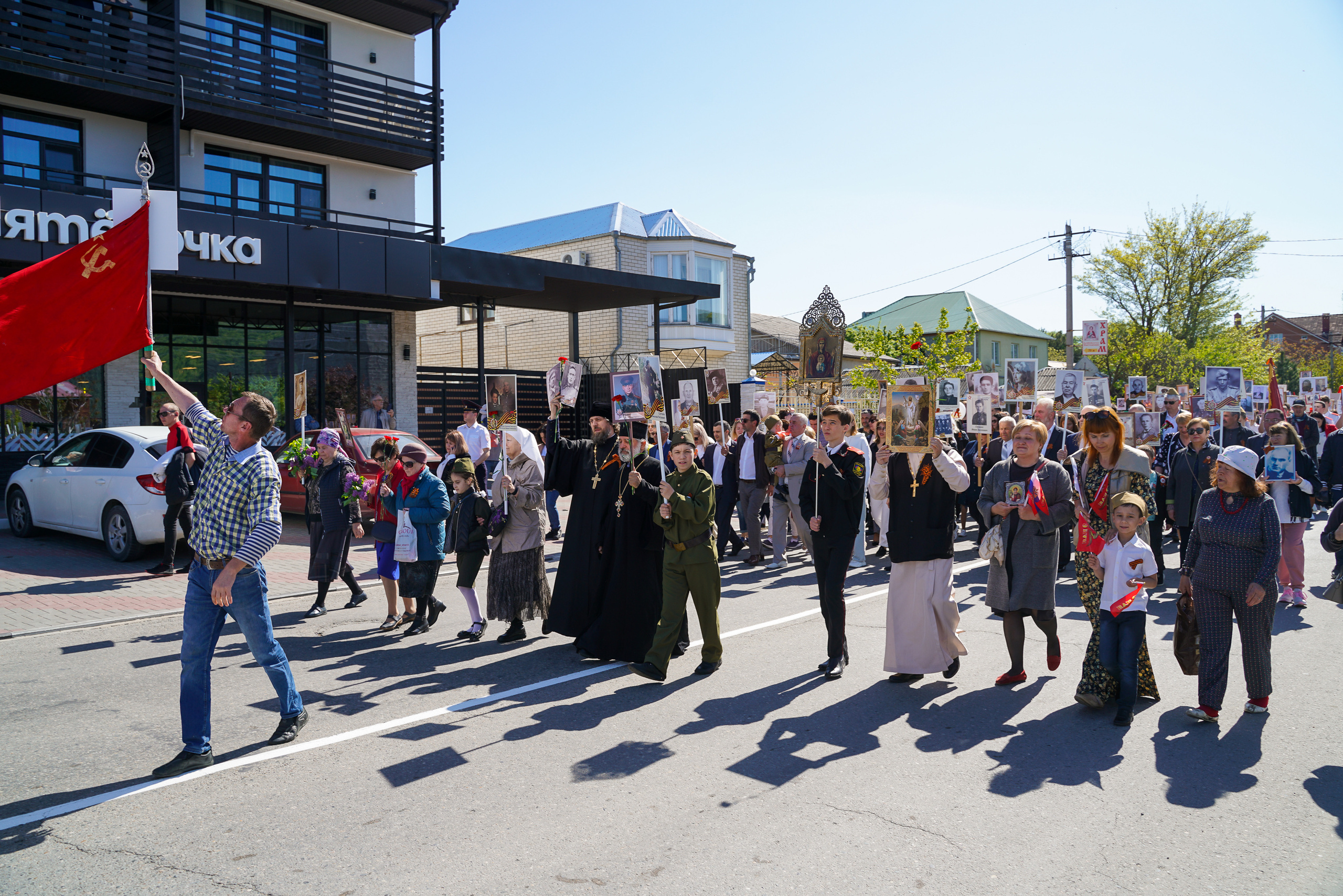 Праздничный парад 9 мая. Жизнь курорта Кабардинка в фотографиях