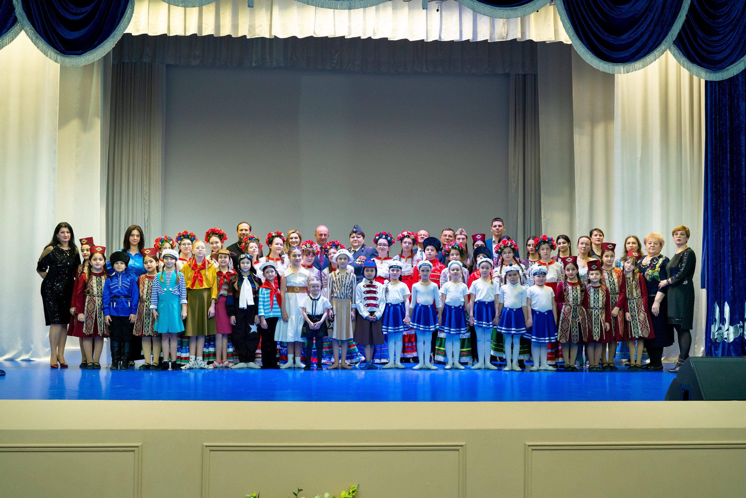 Концерт 23 февраля с. Марьина Роща. Жизнь курорта Кабардинка в фотографиях