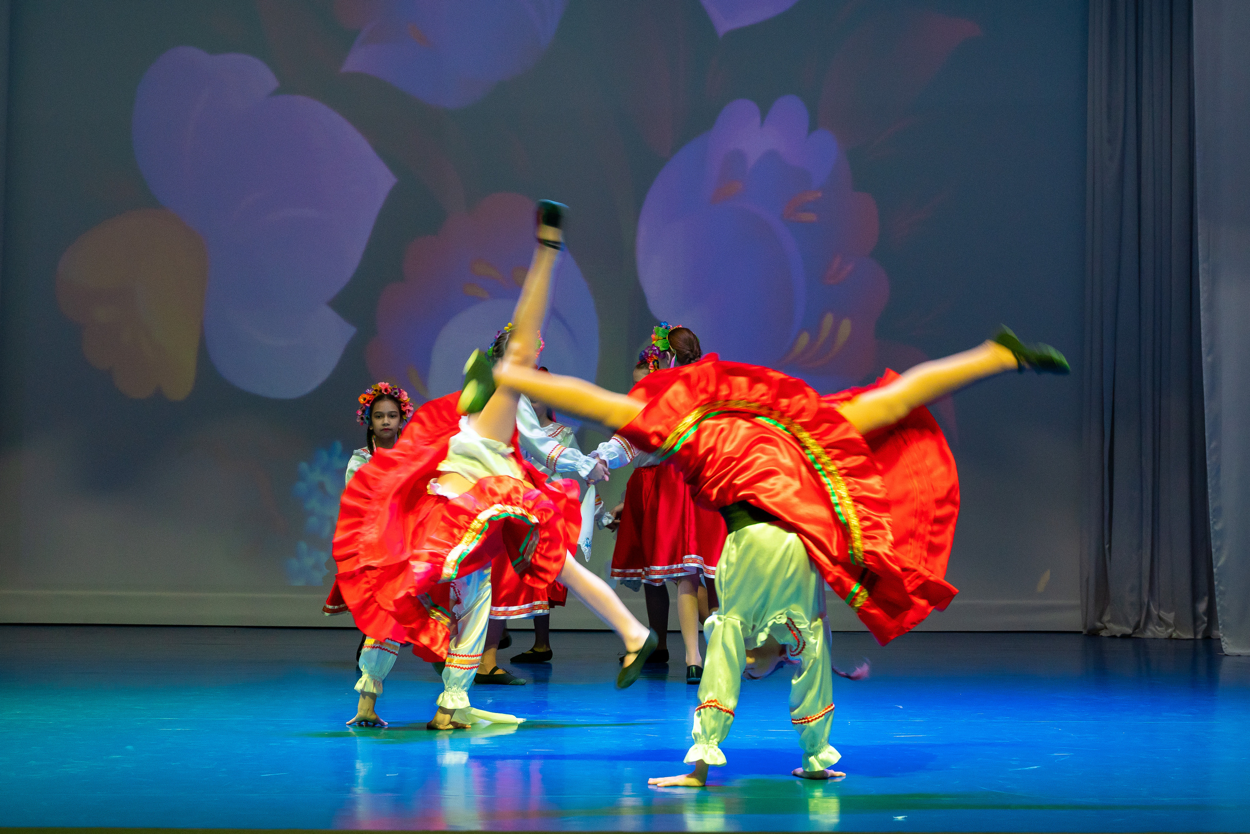 Концерт к 8 марта. Марьина роща. Жизнь курорта Кабардинка в фотографиях