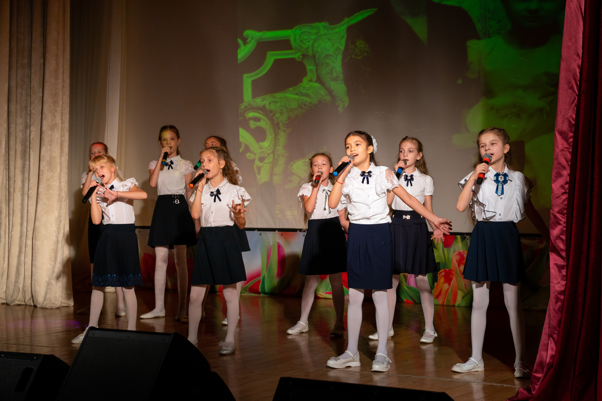 День матери. Кабардинка. Жизнь курорта Кабардинка в фотографиях